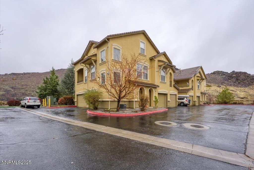 Photo of 9050 Double R Boulevard #924, Reno, NV 89521 (MLS # 250058504)