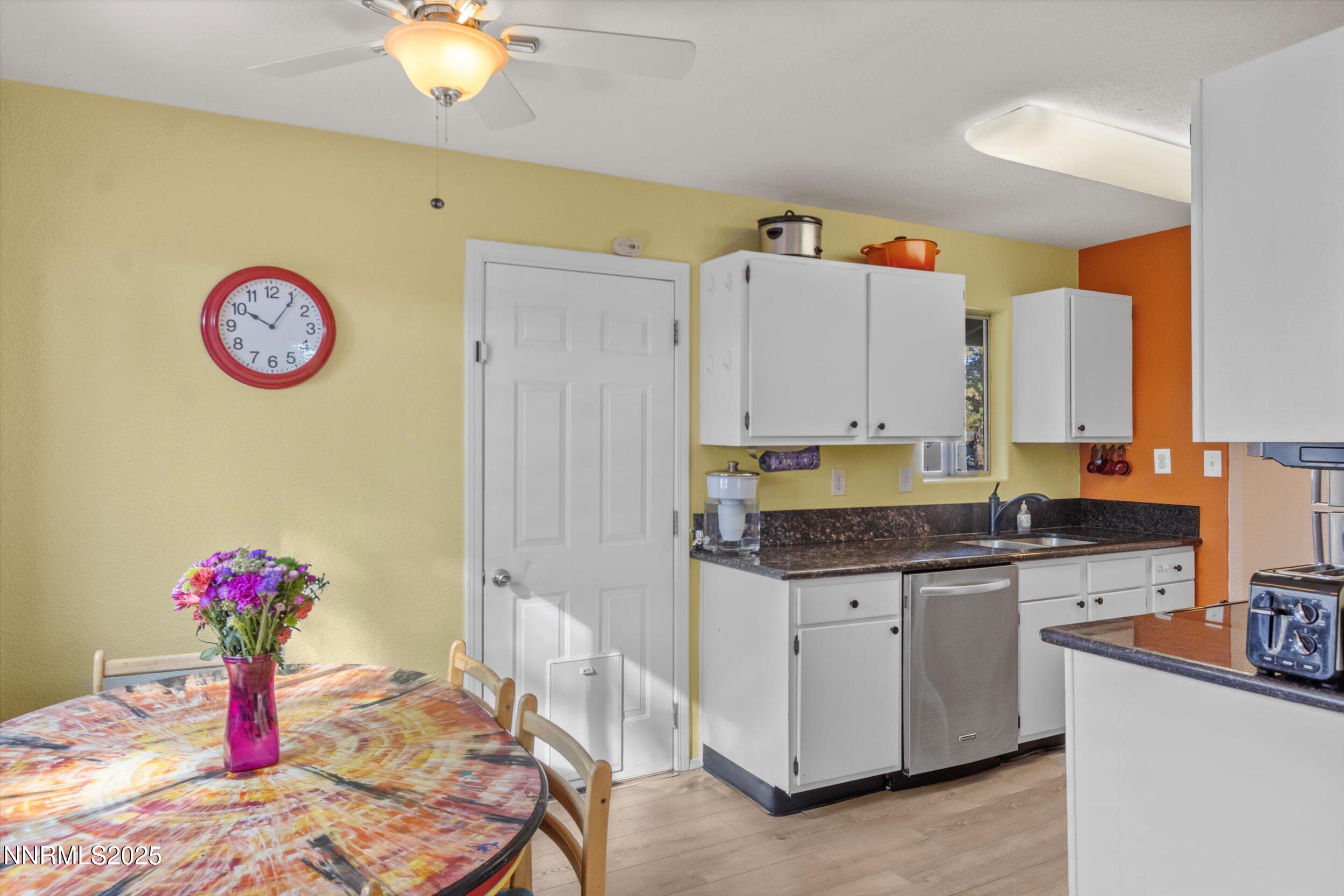 23-Dining to Kitchen