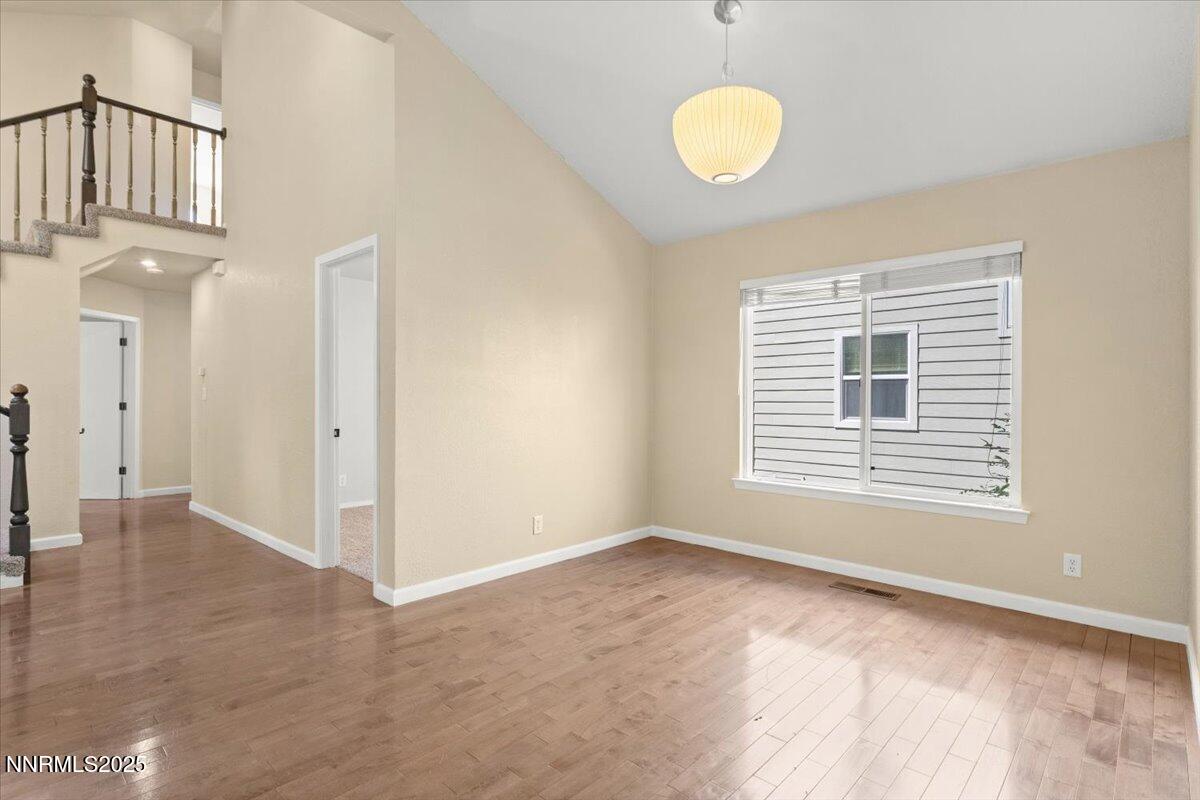 15-7187 Blue Falls Circle Reno NV 89511-