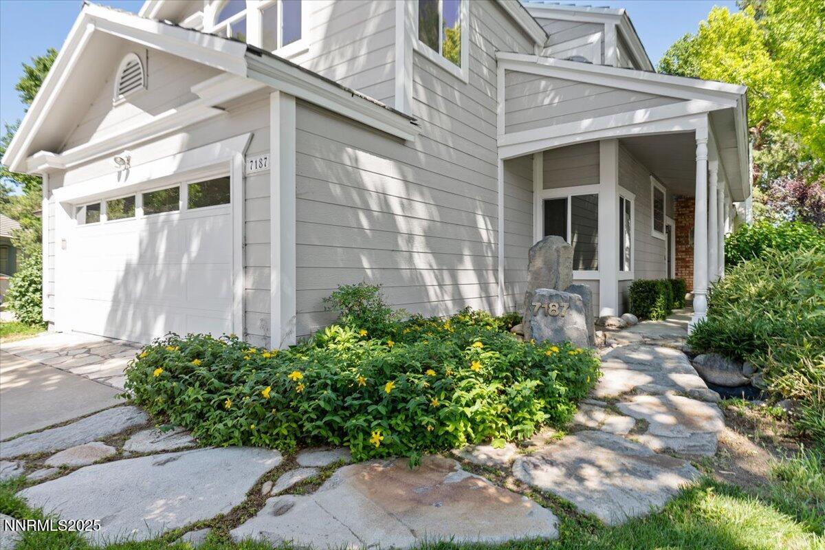 04-7187 Blue Falls Circle Reno NV 89511-