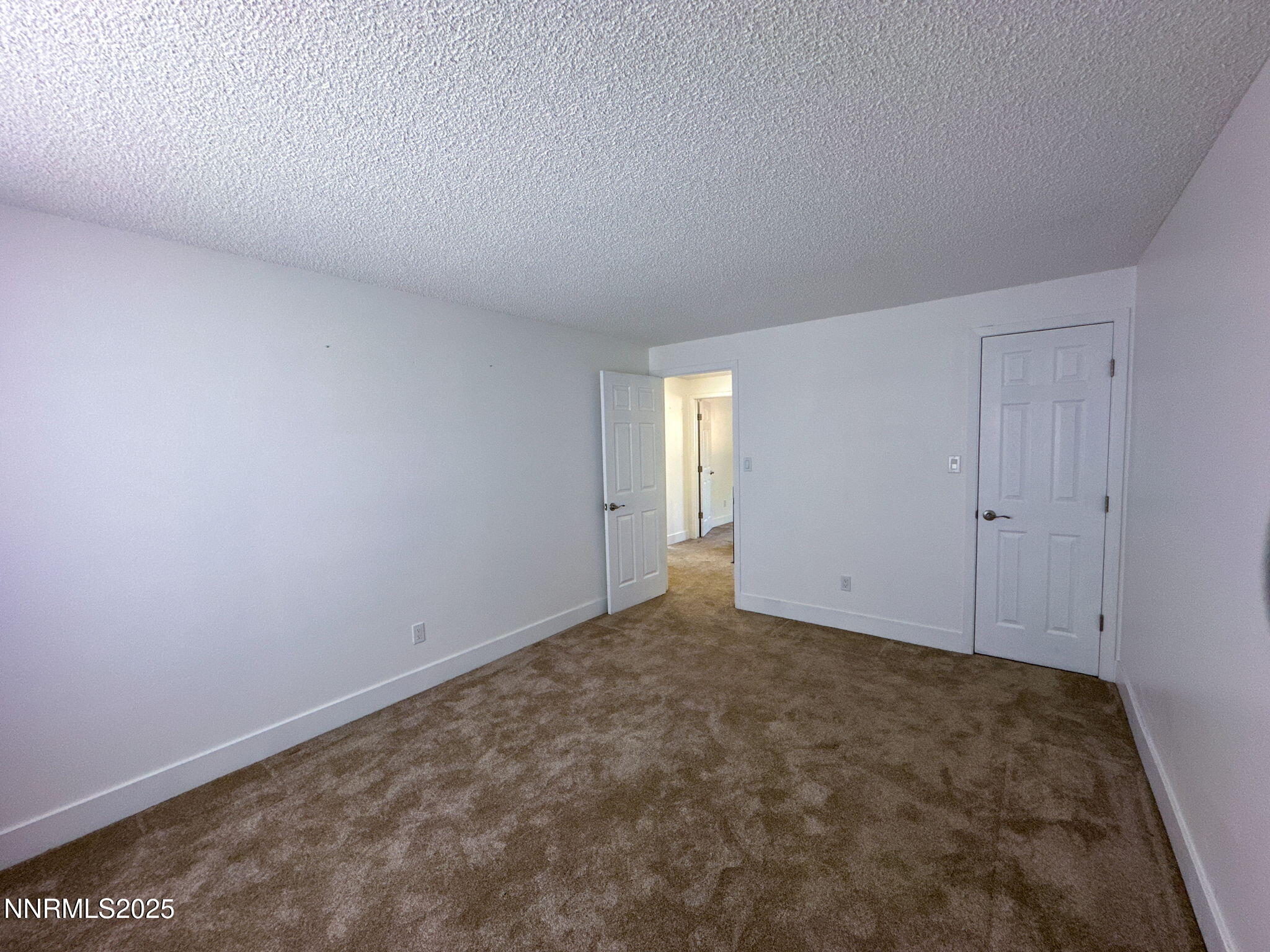 18-web-or-mls-3rd Bedroom