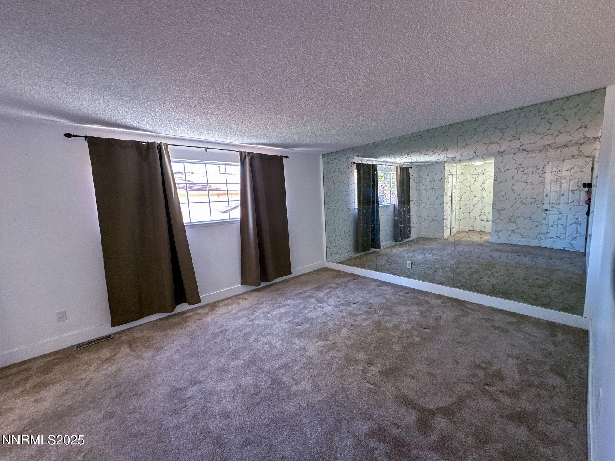 12-web-or-mls-Primary Bedroom 1