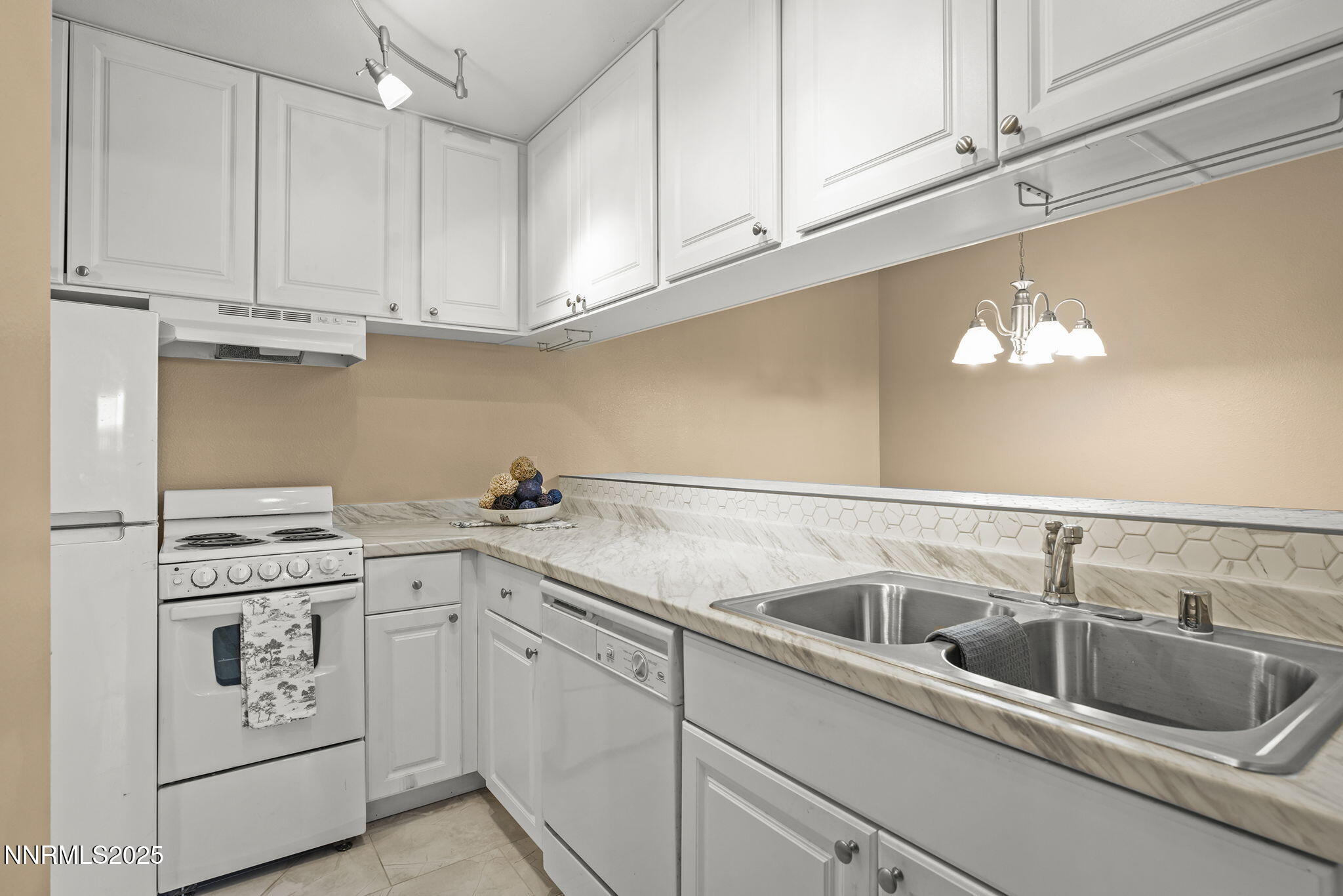 9-web-or-mls-_DSC1551