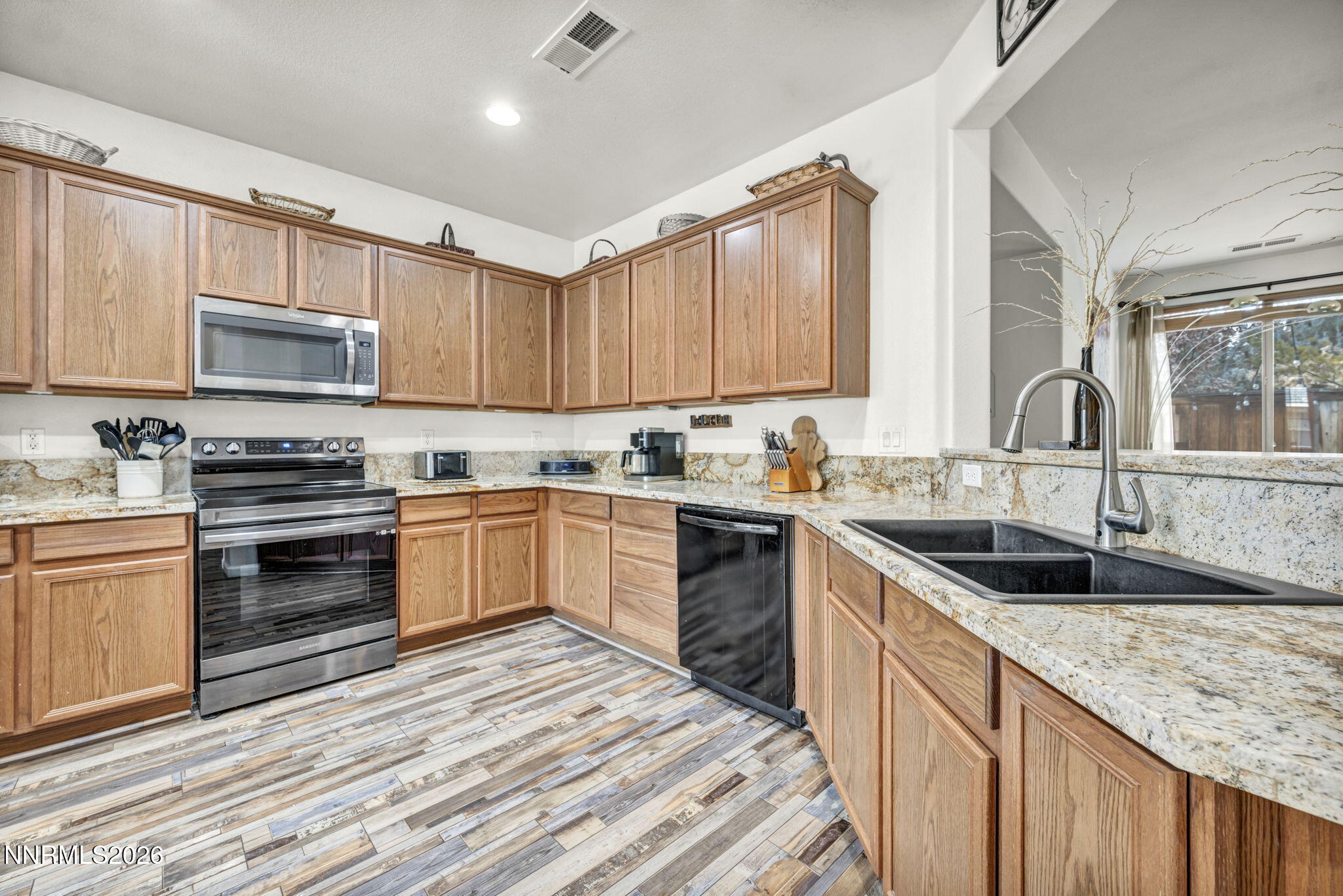 44-web-or-mls-519-n-sand-crane-cir