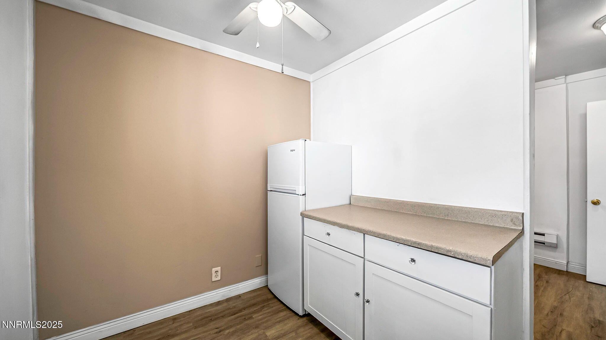 16-DSC08762_3_4_6-Edit