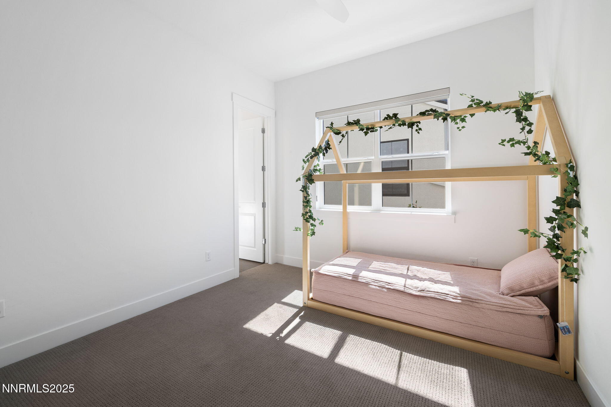 45-web-or-mls-5406 Side Saddle-46