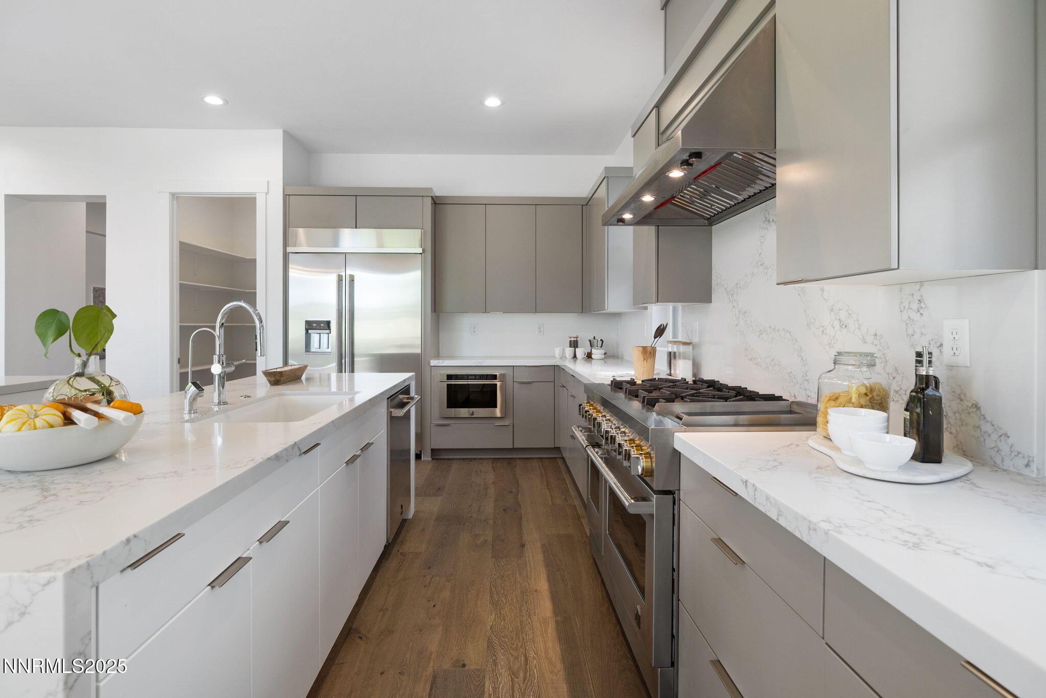 20-web-or-mls-5406 Side Saddle-21