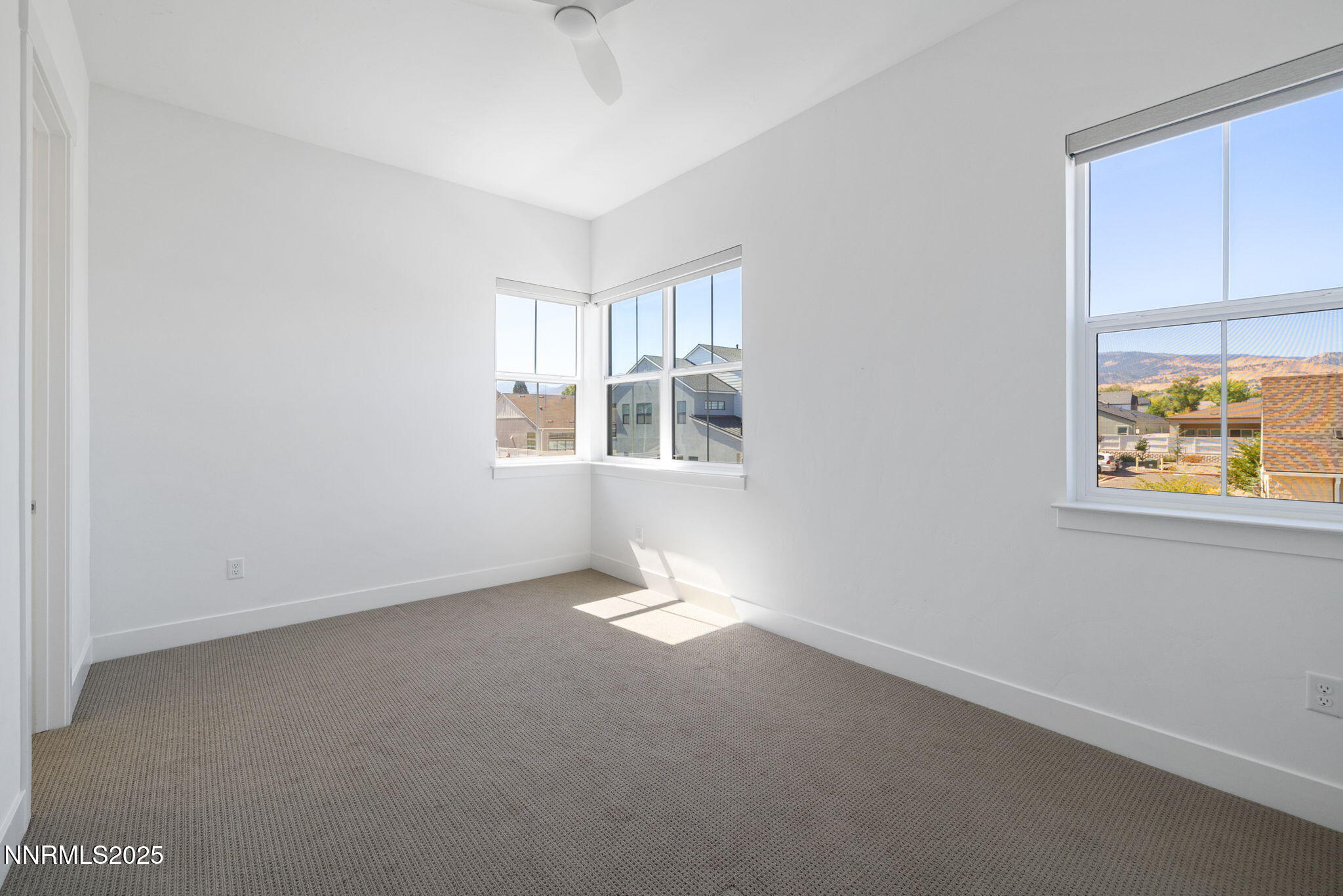 41-web-or-mls-5406 Side Saddle-42