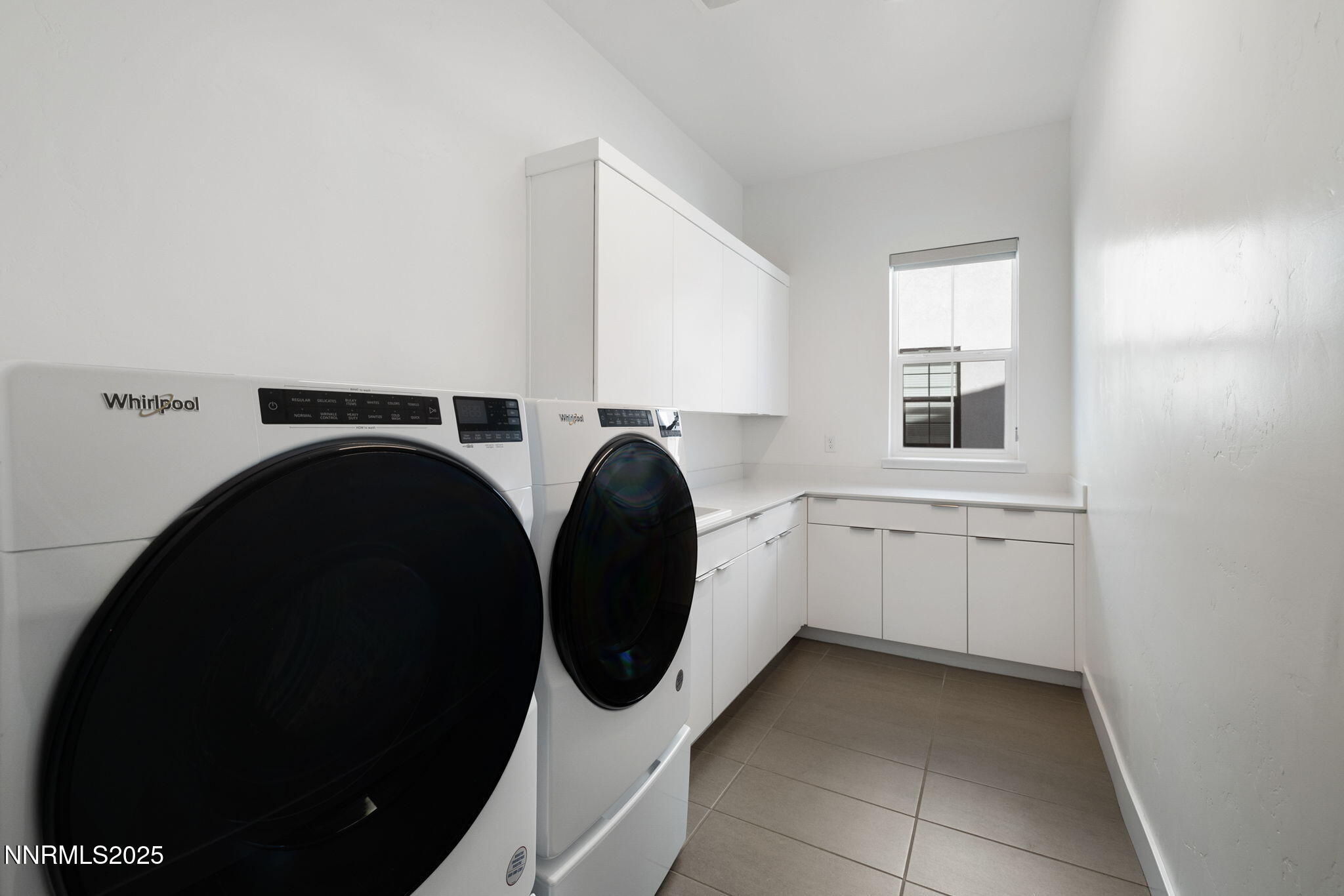 34-web-or-mls-5406 Side Saddle-35