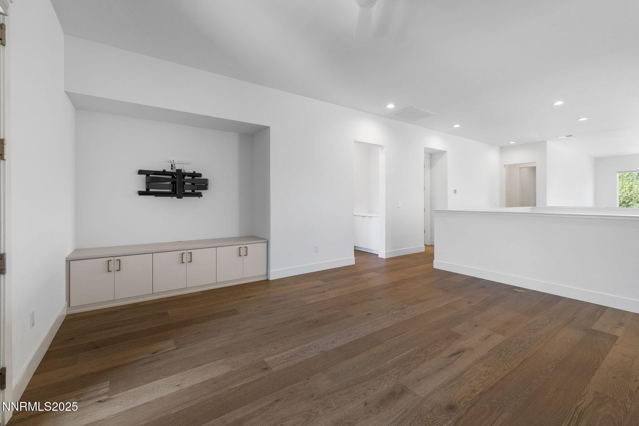 40-web-or-mls-5406 Side Saddle-41