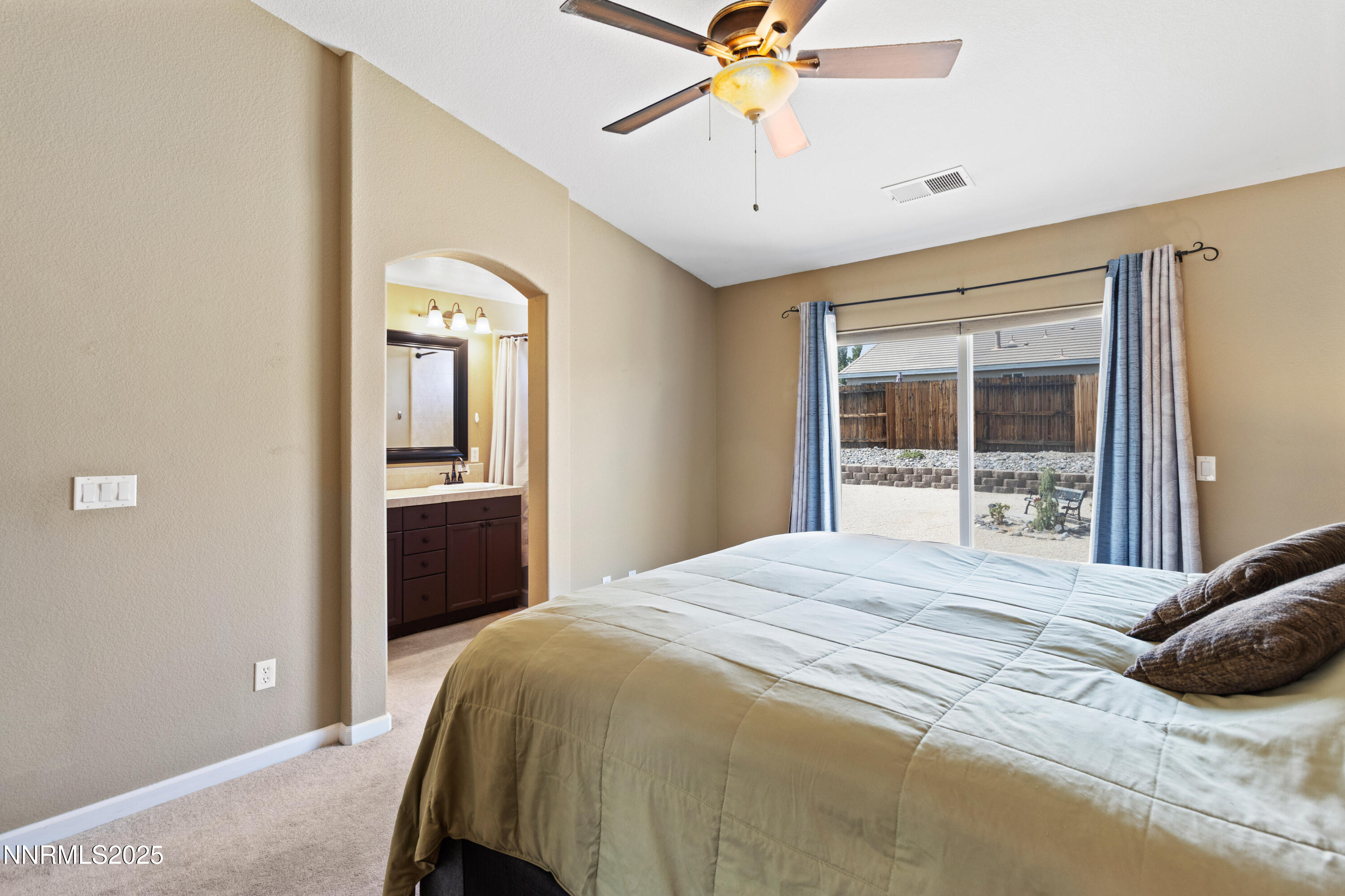 10375 Rosemount Dr 18