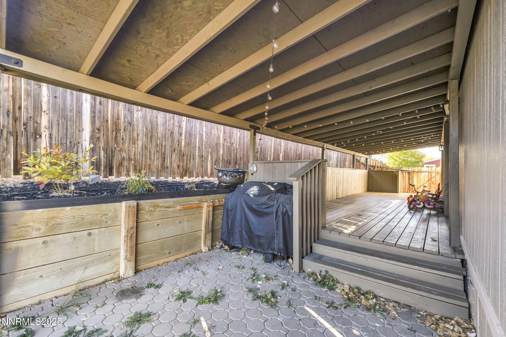 13-web-or-mls-4970-newport-ct