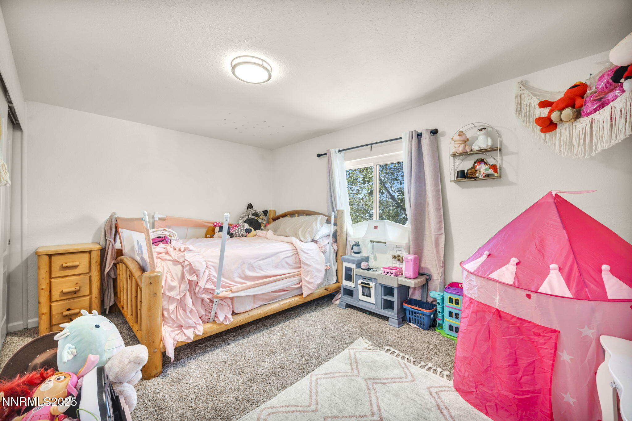 39-web-or-mls-4970-newport-ct