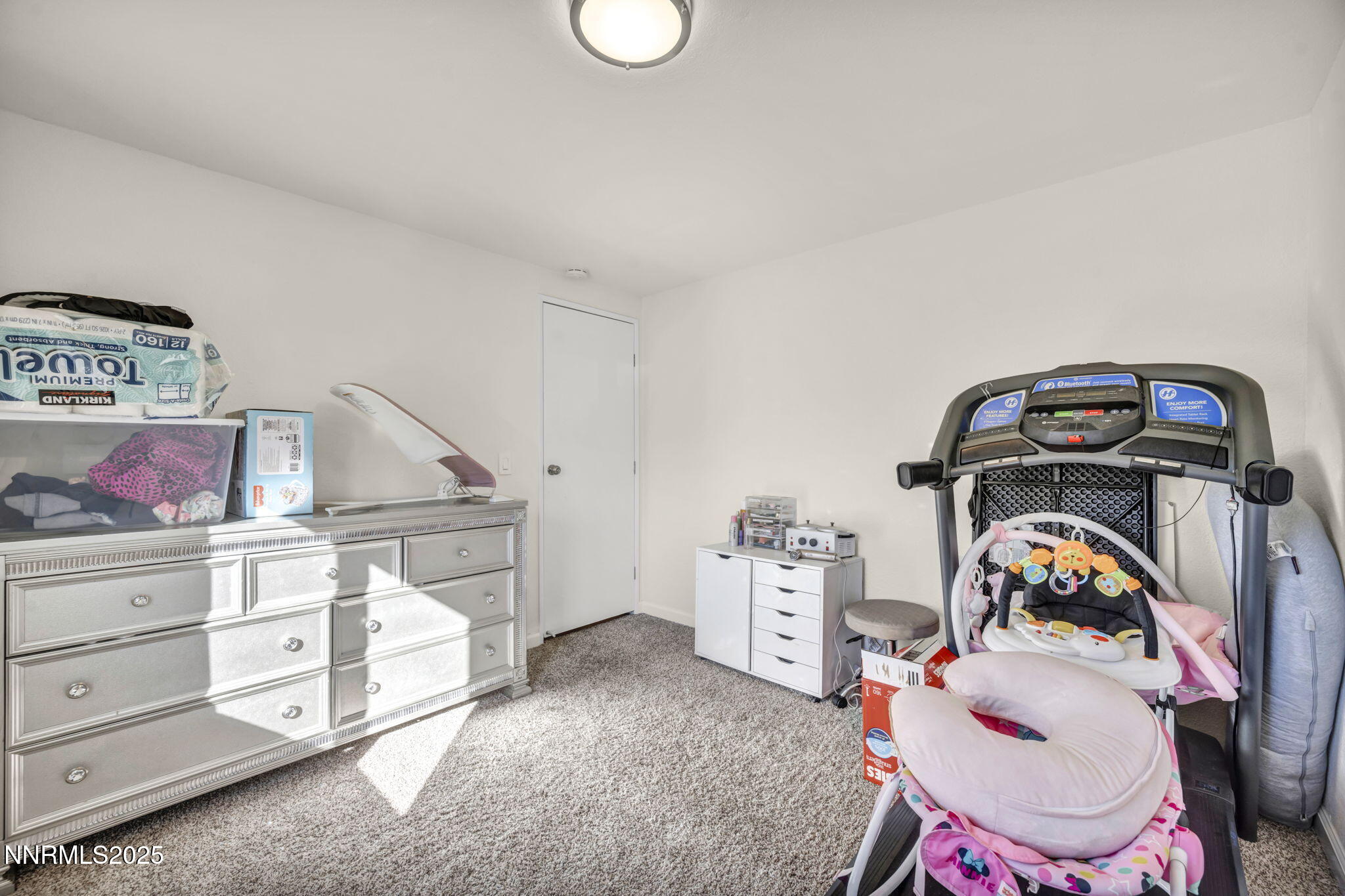 38-web-or-mls-4970-newport-ct