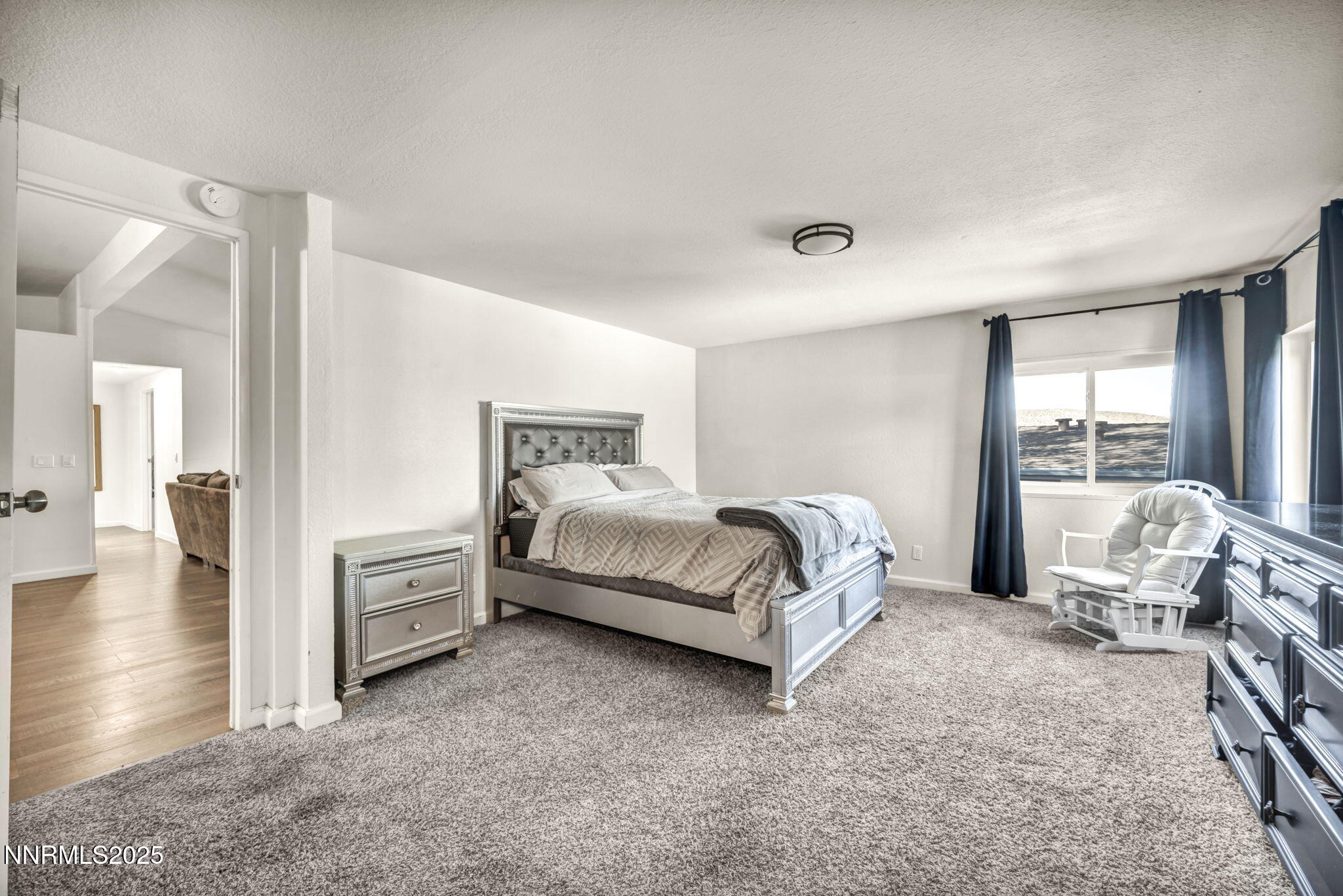 43-web-or-mls-4970-newport-ct