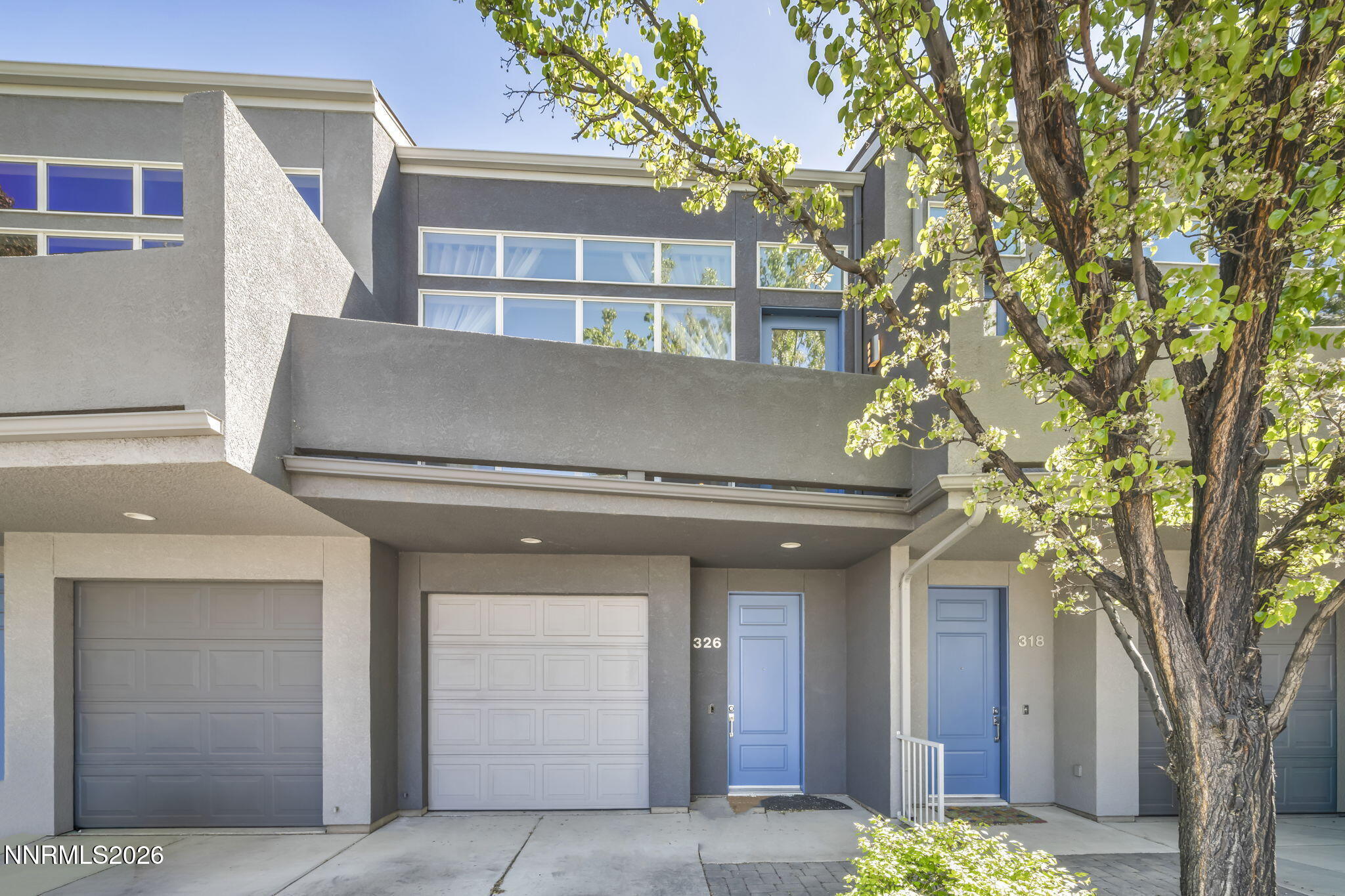 2-web-or-mls-326-state-st