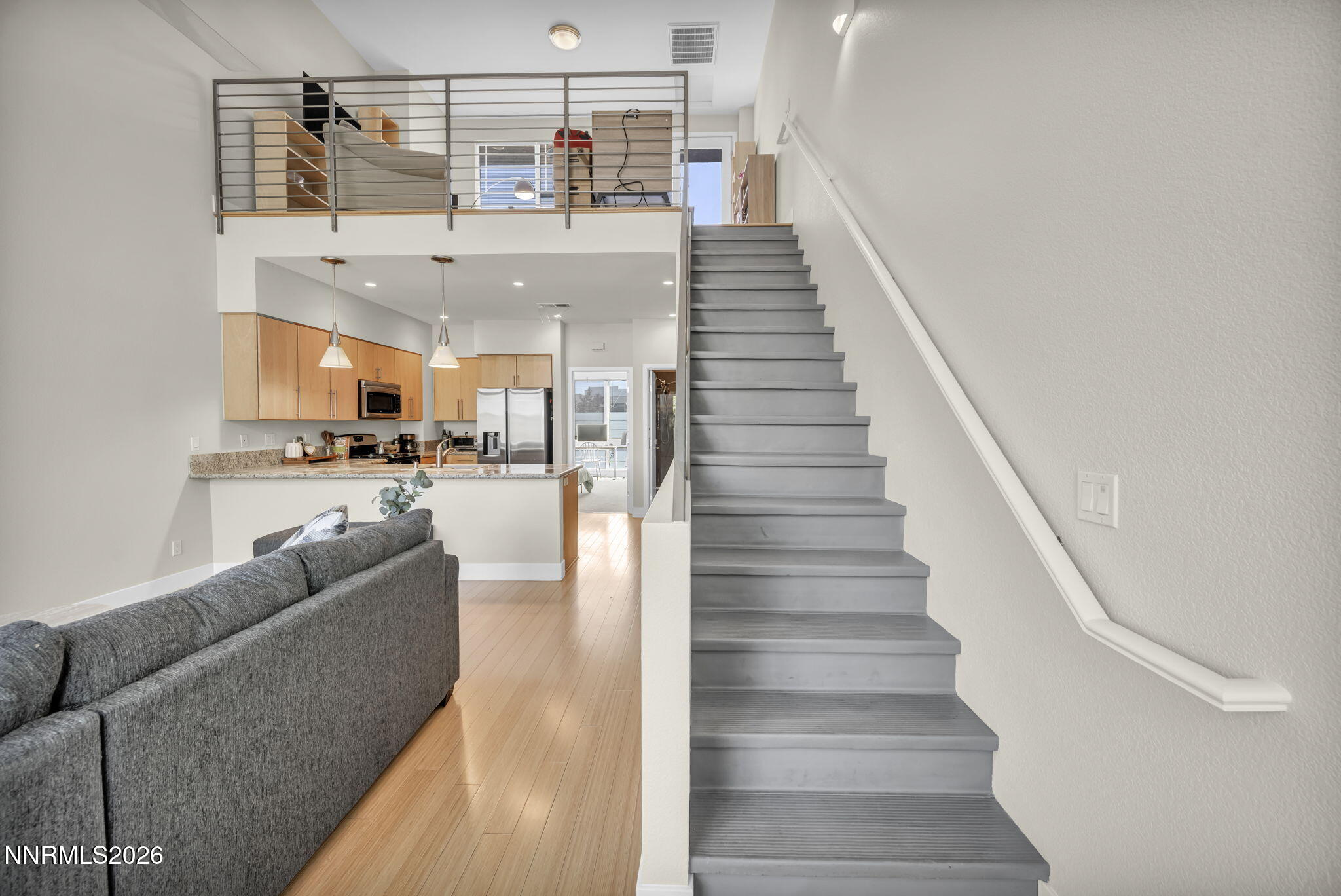 32-web-or-mls-326-state-st