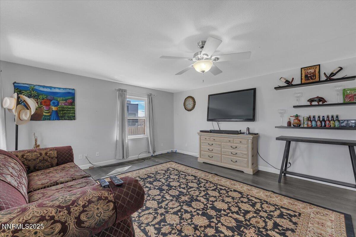 15-20 Simons Rd Fernley NV 89408 (15 of