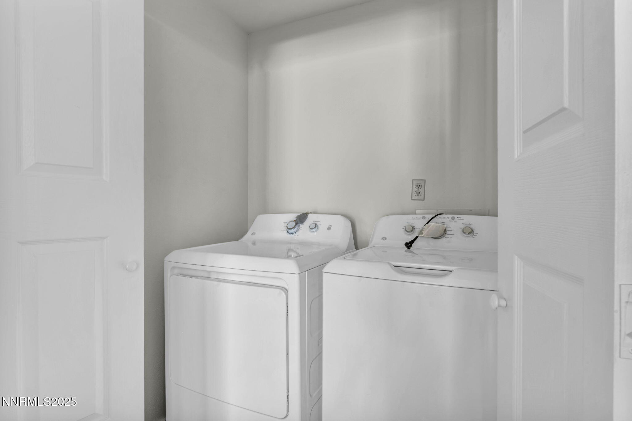 92-web-or-mls-1425-julie-ct