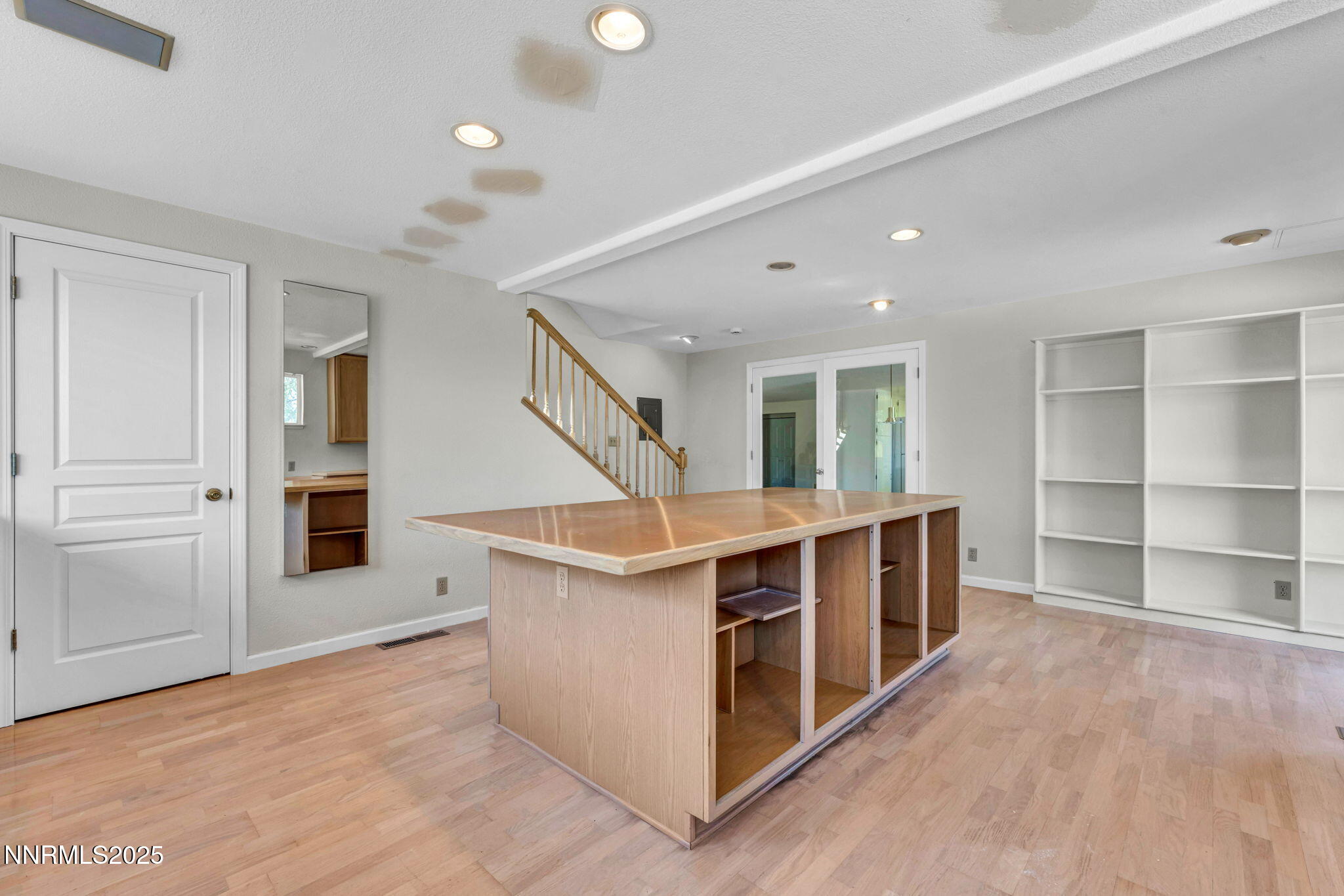 70-web-or-mls-1425-julie-ct