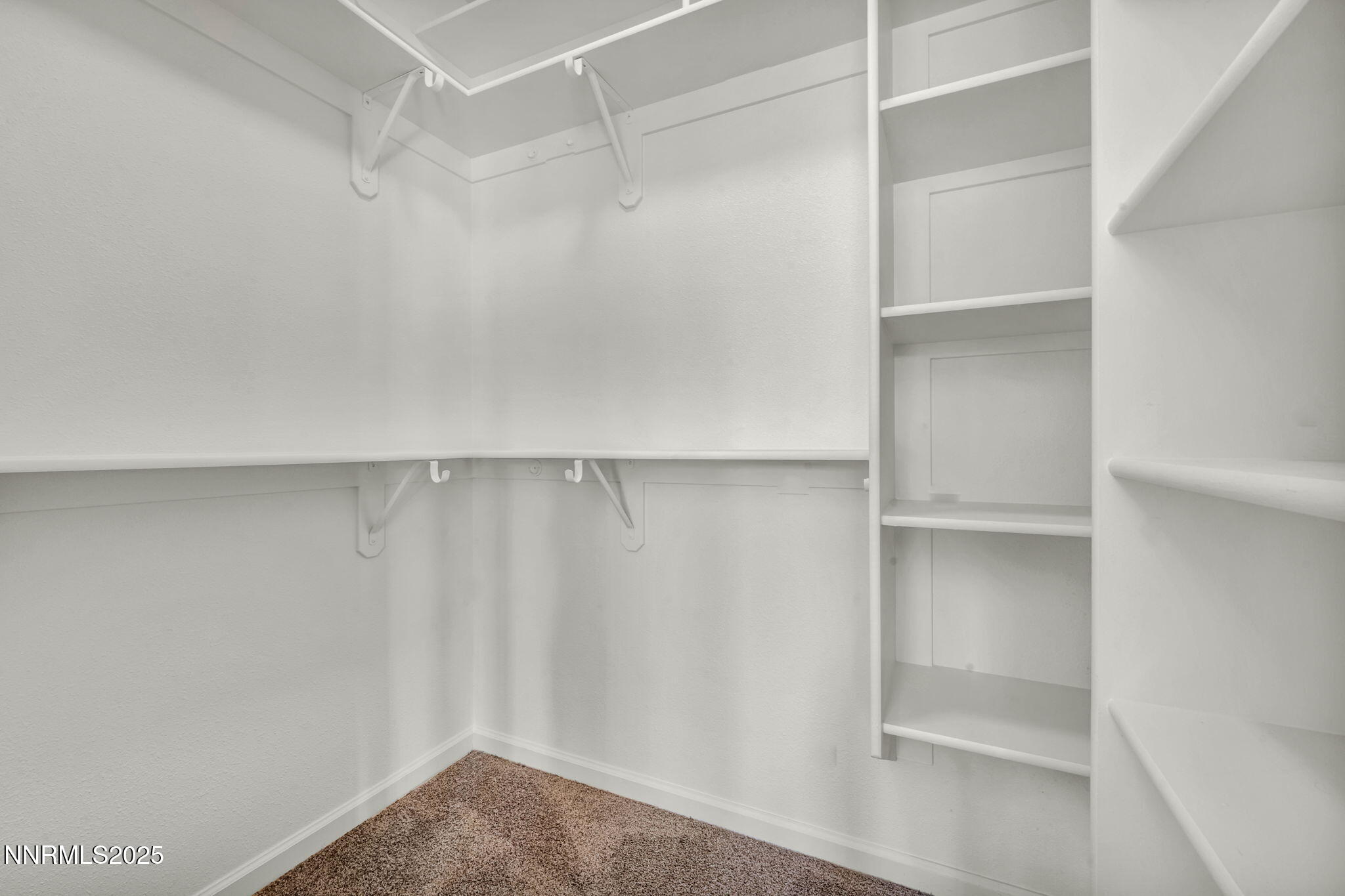 81-web-or-mls-1425-julie-ct