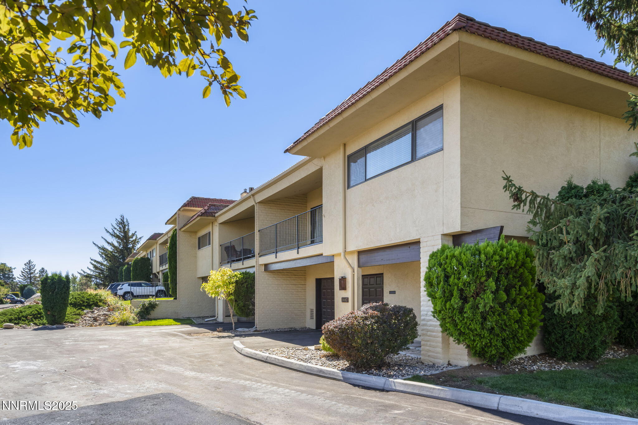 2-web-or-mls-_DSC3743