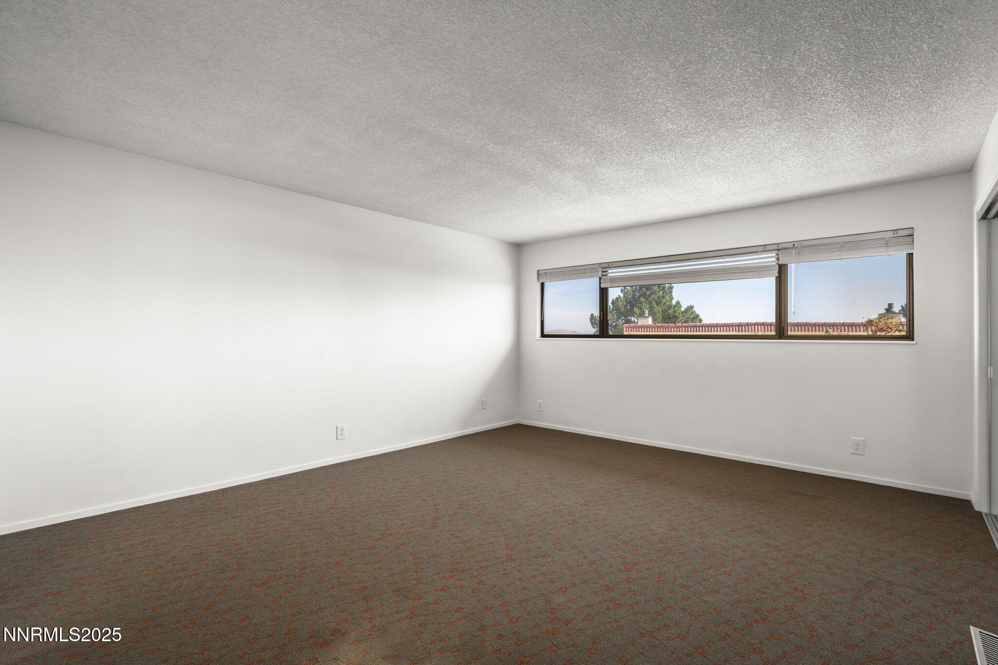 18-web-or-mls-_DSC3611