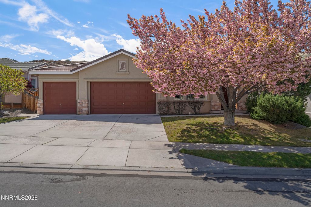 Photo of 2815 Falcon Ridge Drive, Sparks, NV 89436 (MLS # 260004114)