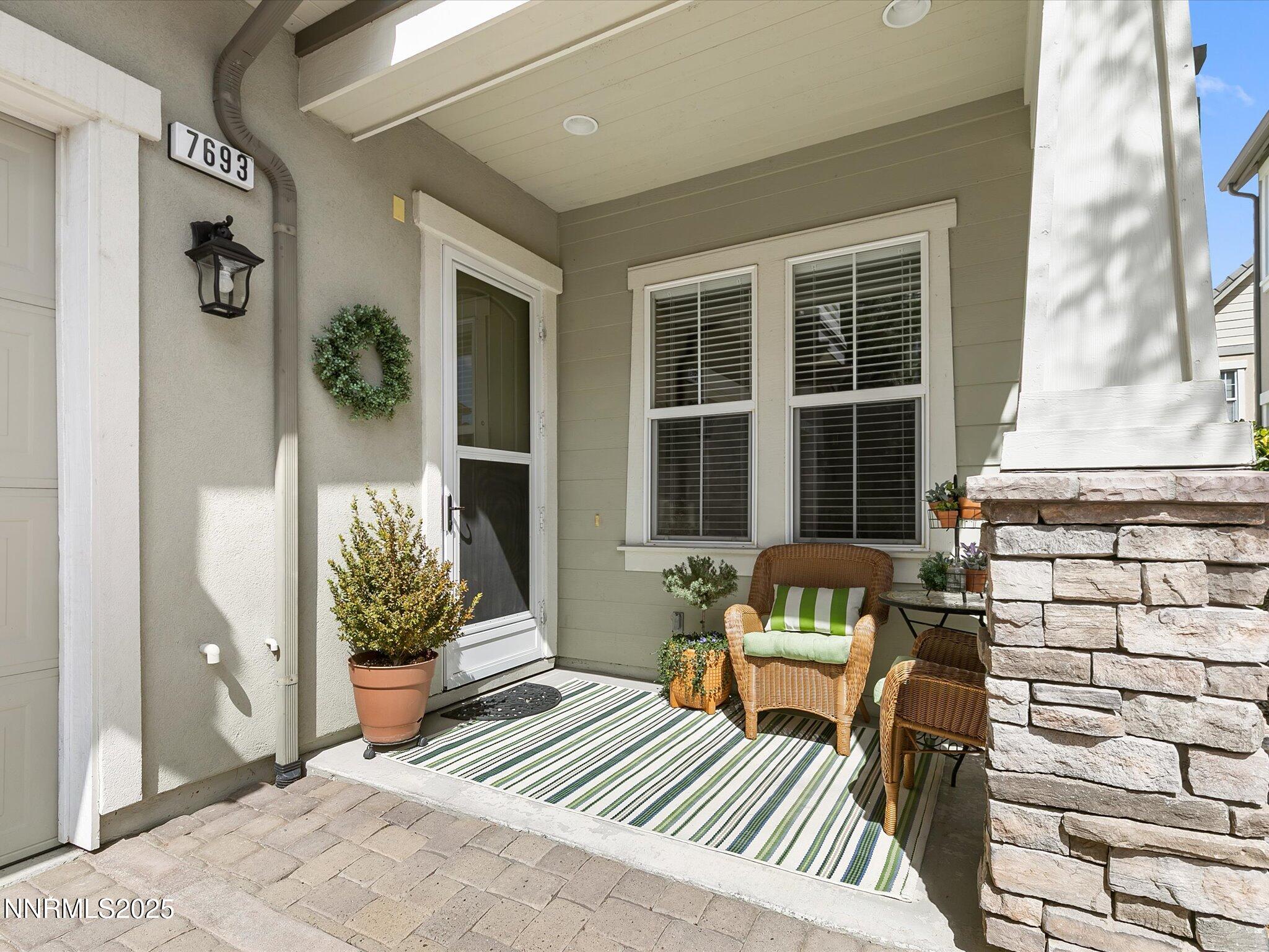 03-7693 Stone Bluff Way-51