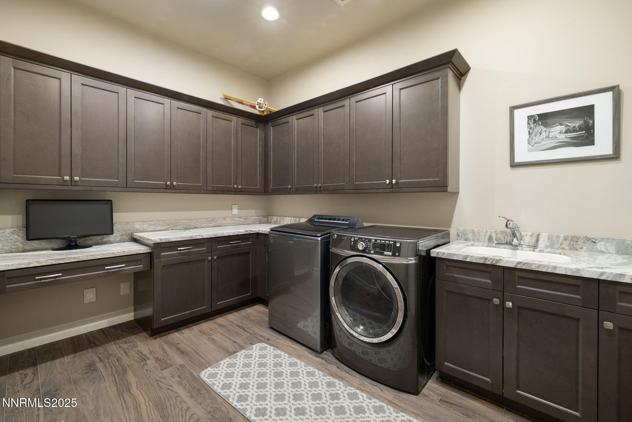 43-web-or-mls-1012 Taos Ranch-24