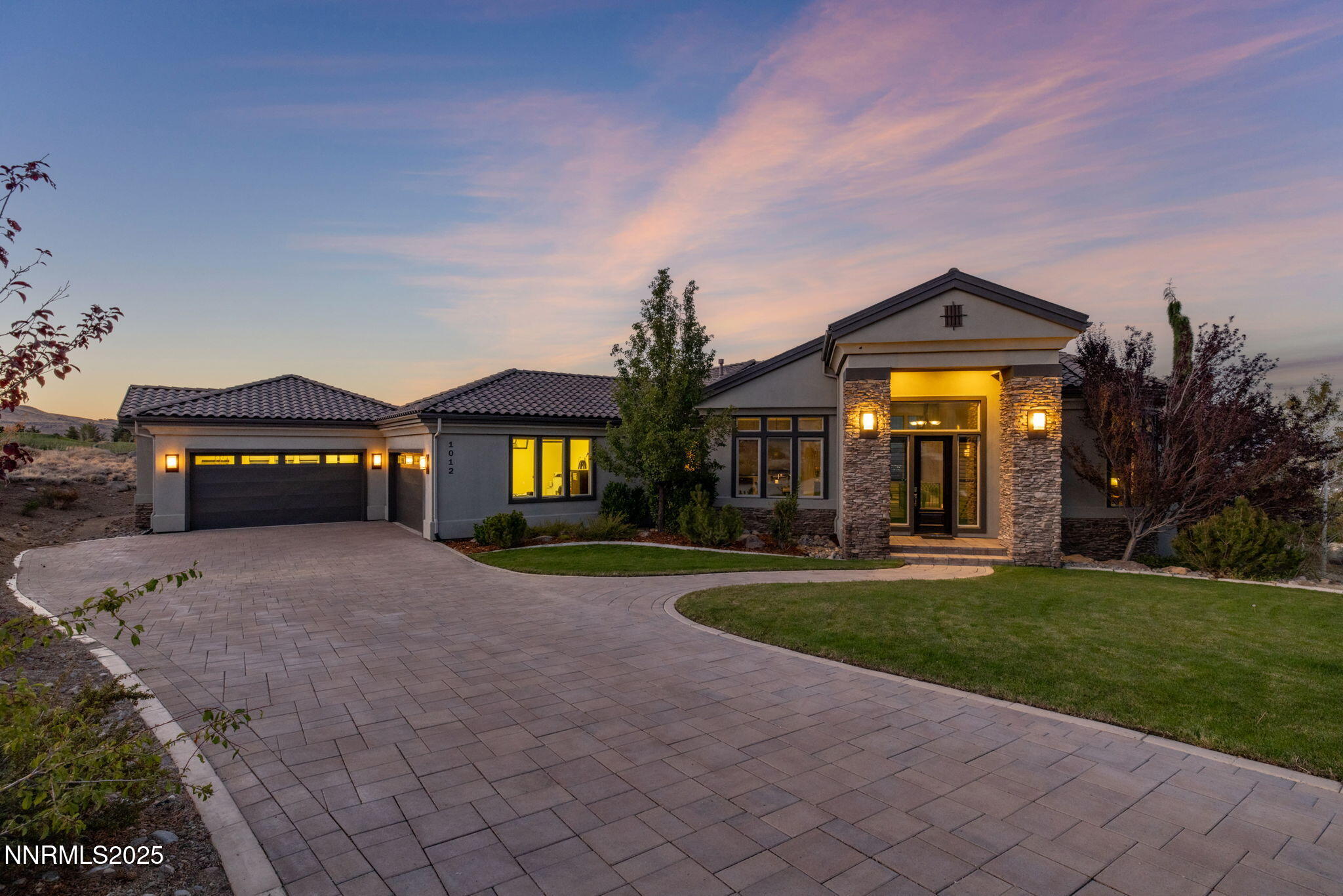 22-web-or-mls-1012 Taos Ranch Twilight G