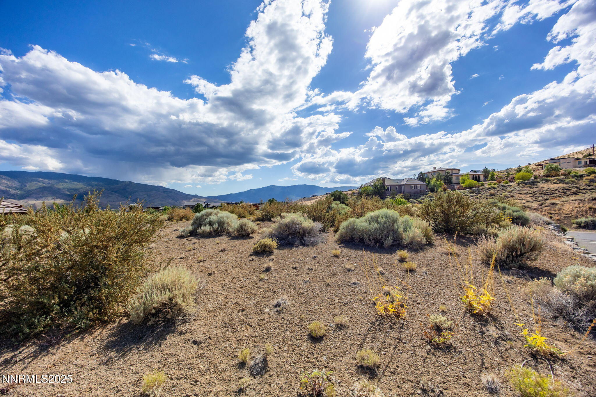 1-web-or-mls-2595 Drakewood-2