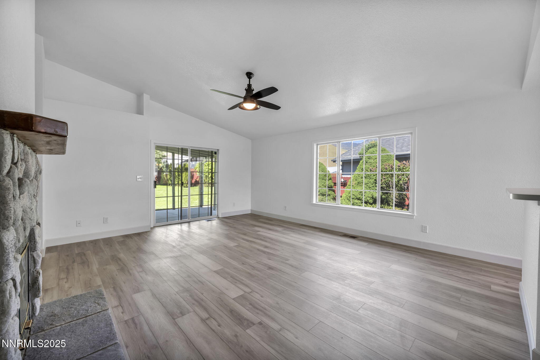 Carson City, Nevada 89701, United States, 3 Bedrooms Bedrooms, ,2 BathroomsBathrooms,Residential,Active,136542