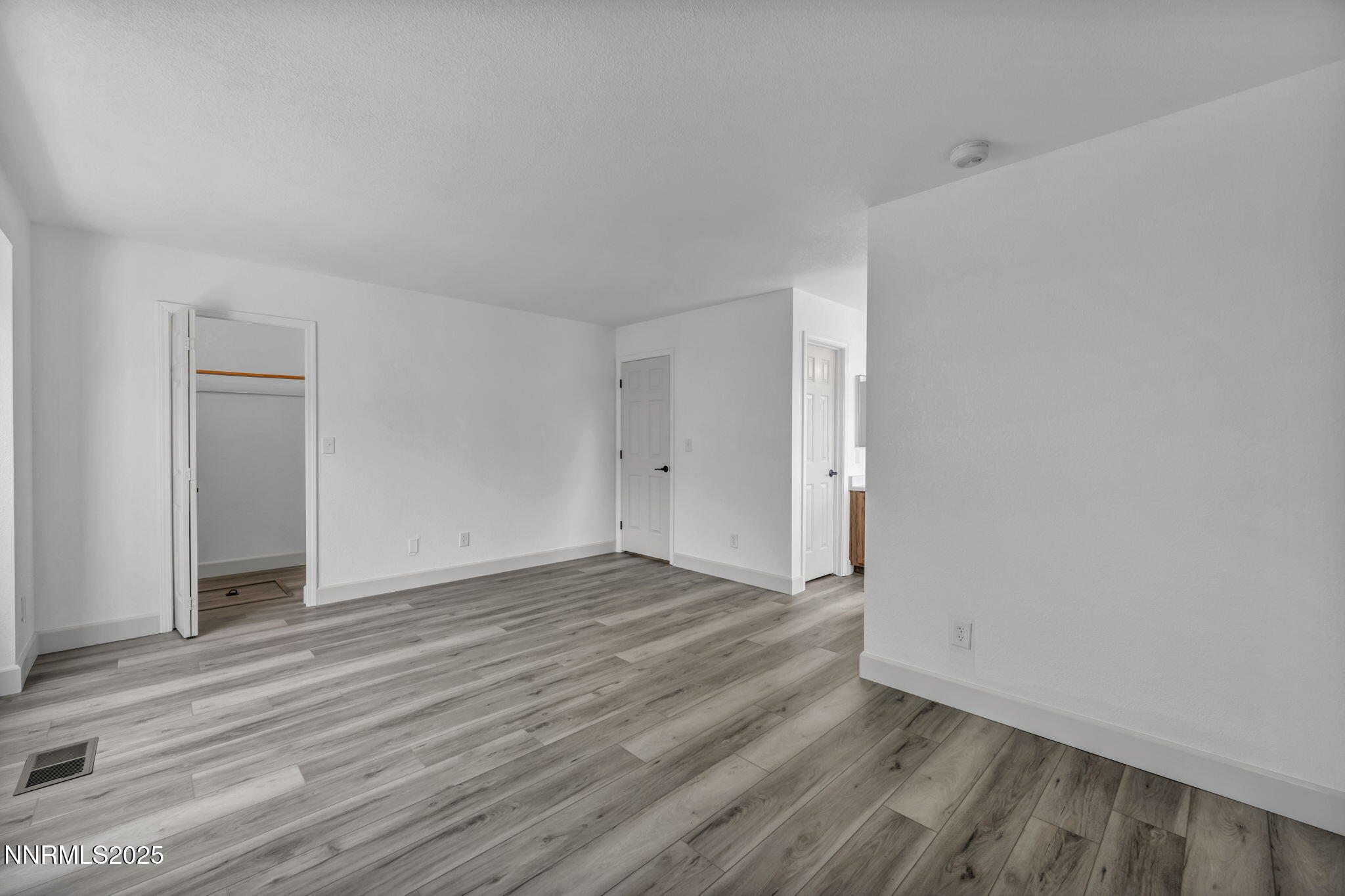 Carson City, Nevada 89701, United States, 3 Bedrooms Bedrooms, ,2 BathroomsBathrooms,Residential,Active,136542