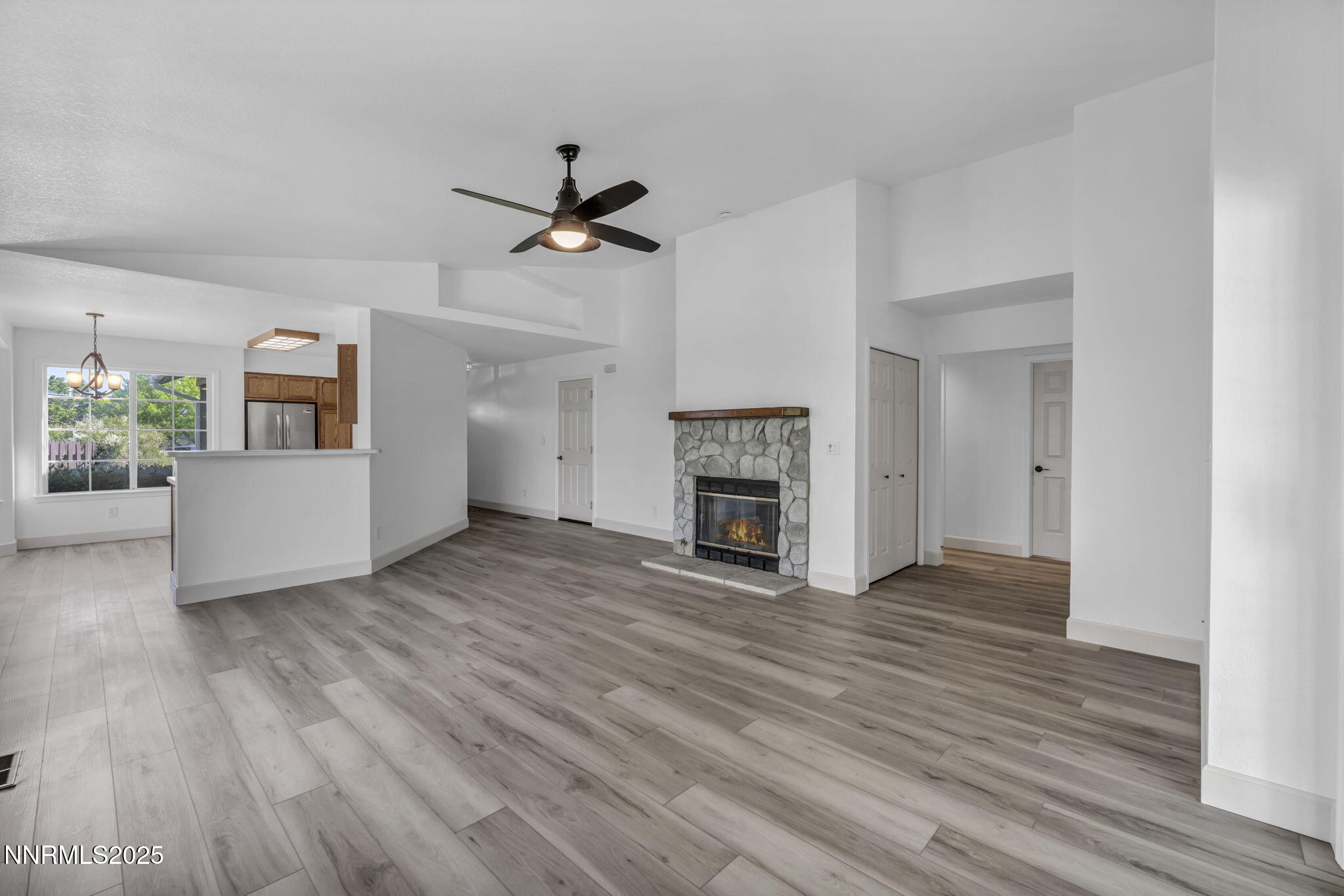 Carson City, Nevada 89701, United States, 3 Bedrooms Bedrooms, ,2 BathroomsBathrooms,Residential,Active,136542