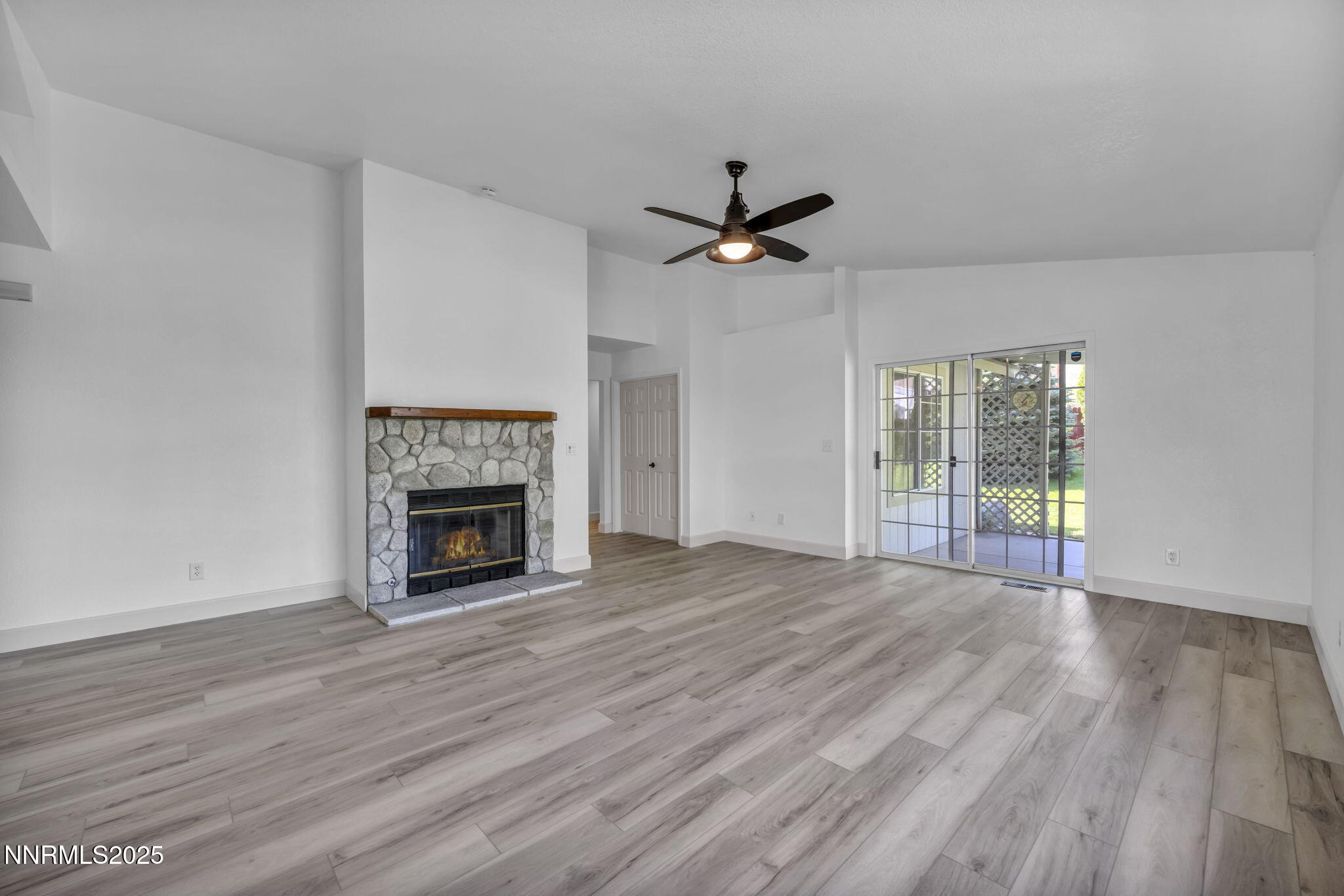 Carson City, Nevada 89701, United States, 3 Bedrooms Bedrooms, ,2 BathroomsBathrooms,Residential,Active,136542