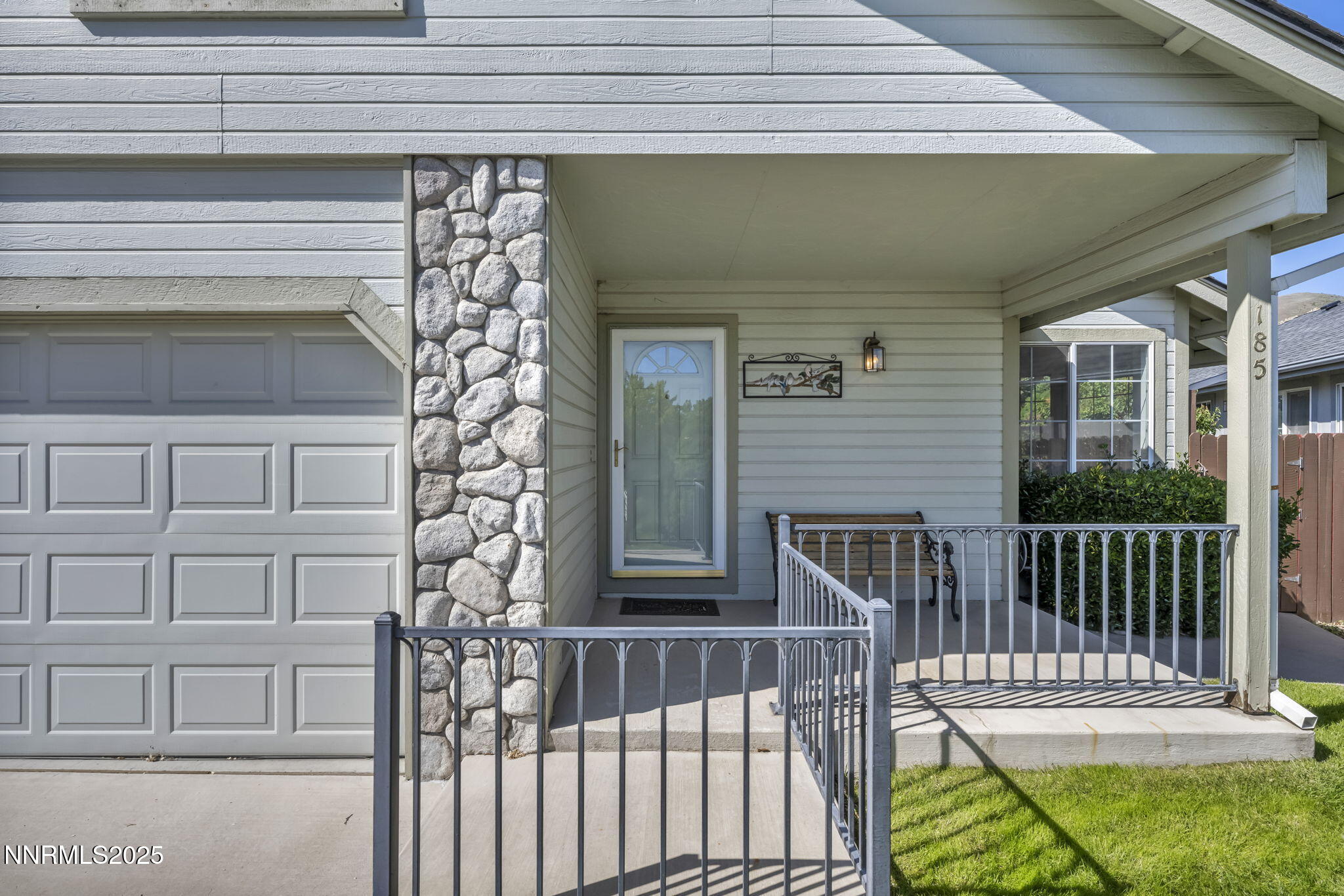 Carson City, Nevada 89701, United States, 3 Bedrooms Bedrooms, ,2 BathroomsBathrooms,Residential,Active,136542