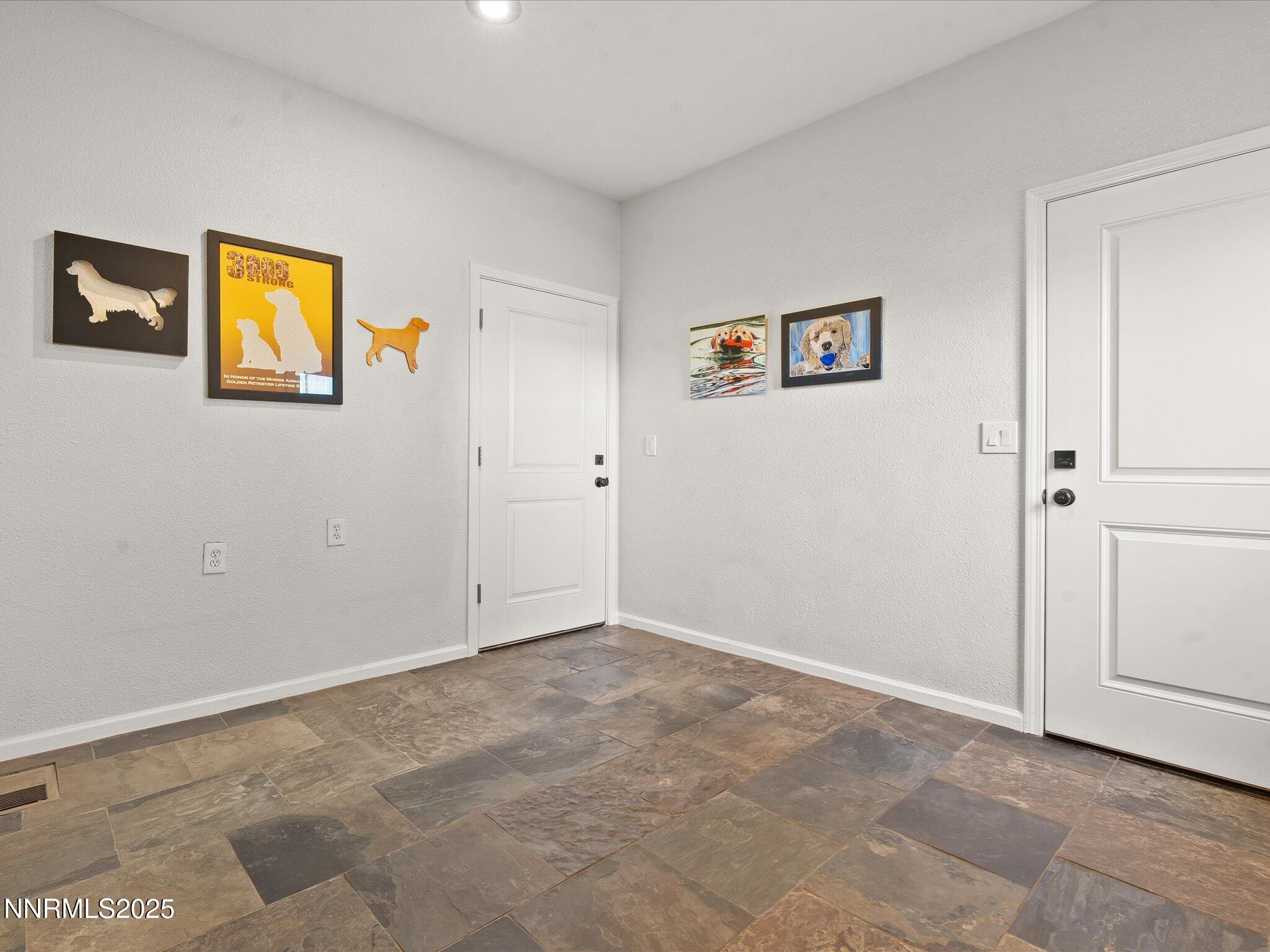 039-7410 Matterhorn Blvd-138