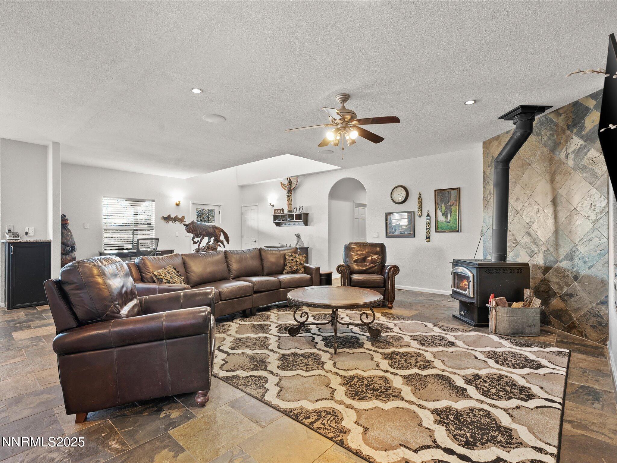 010-7410 Matterhorn Blvd-109