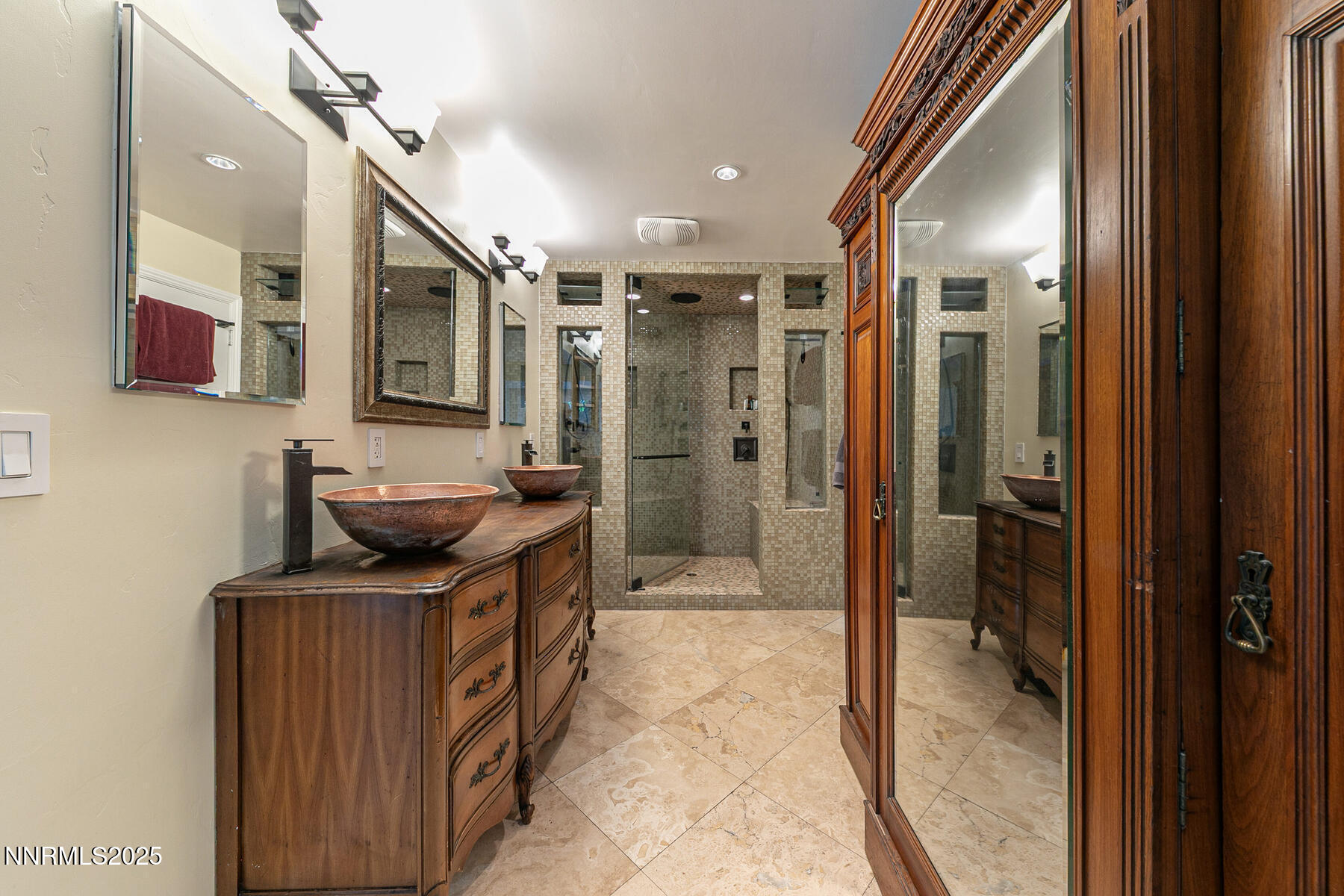 2000 Manzanita Ln Reno NV 89509 USA-035-