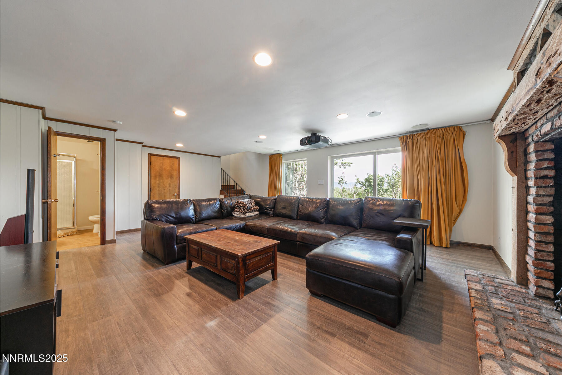 2000 Manzanita Ln Reno NV 89509 USA-040-