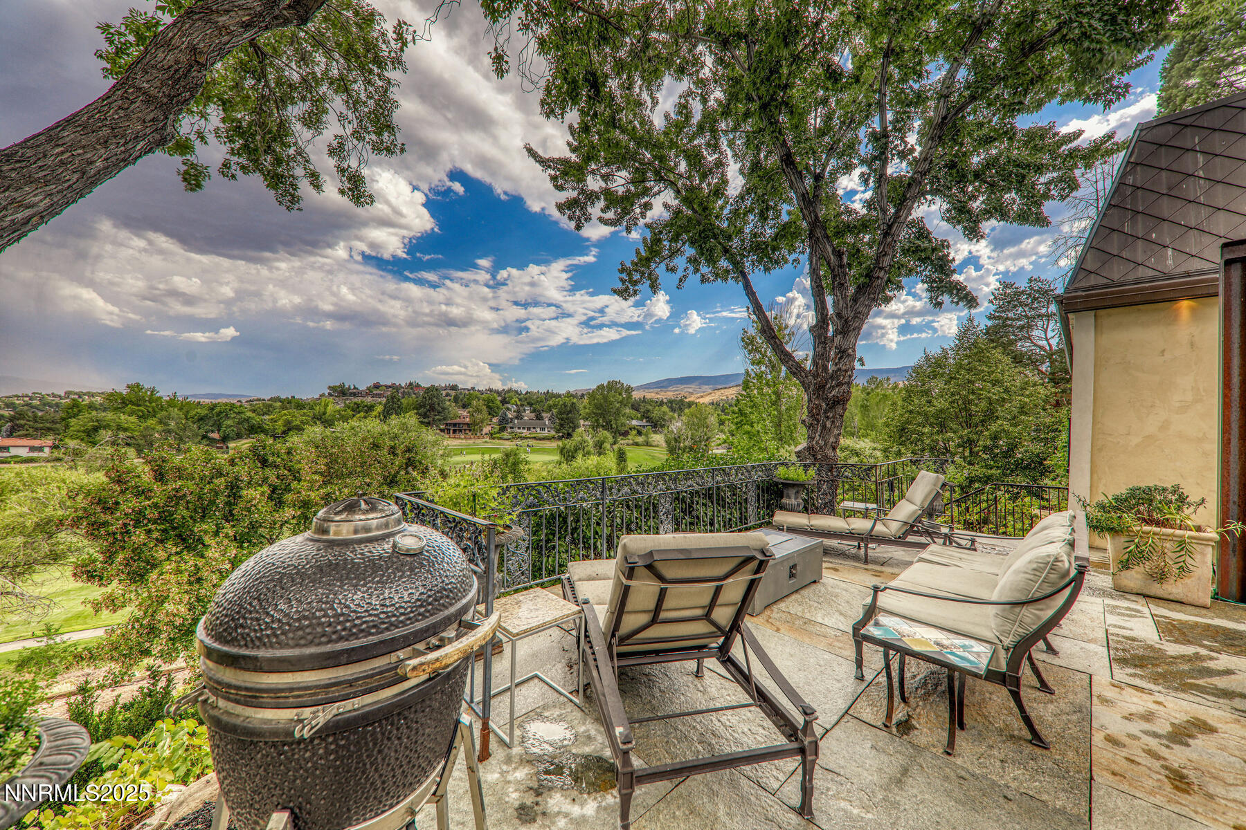 2000 Manzanita Ln Reno NV 89509 USA-013-