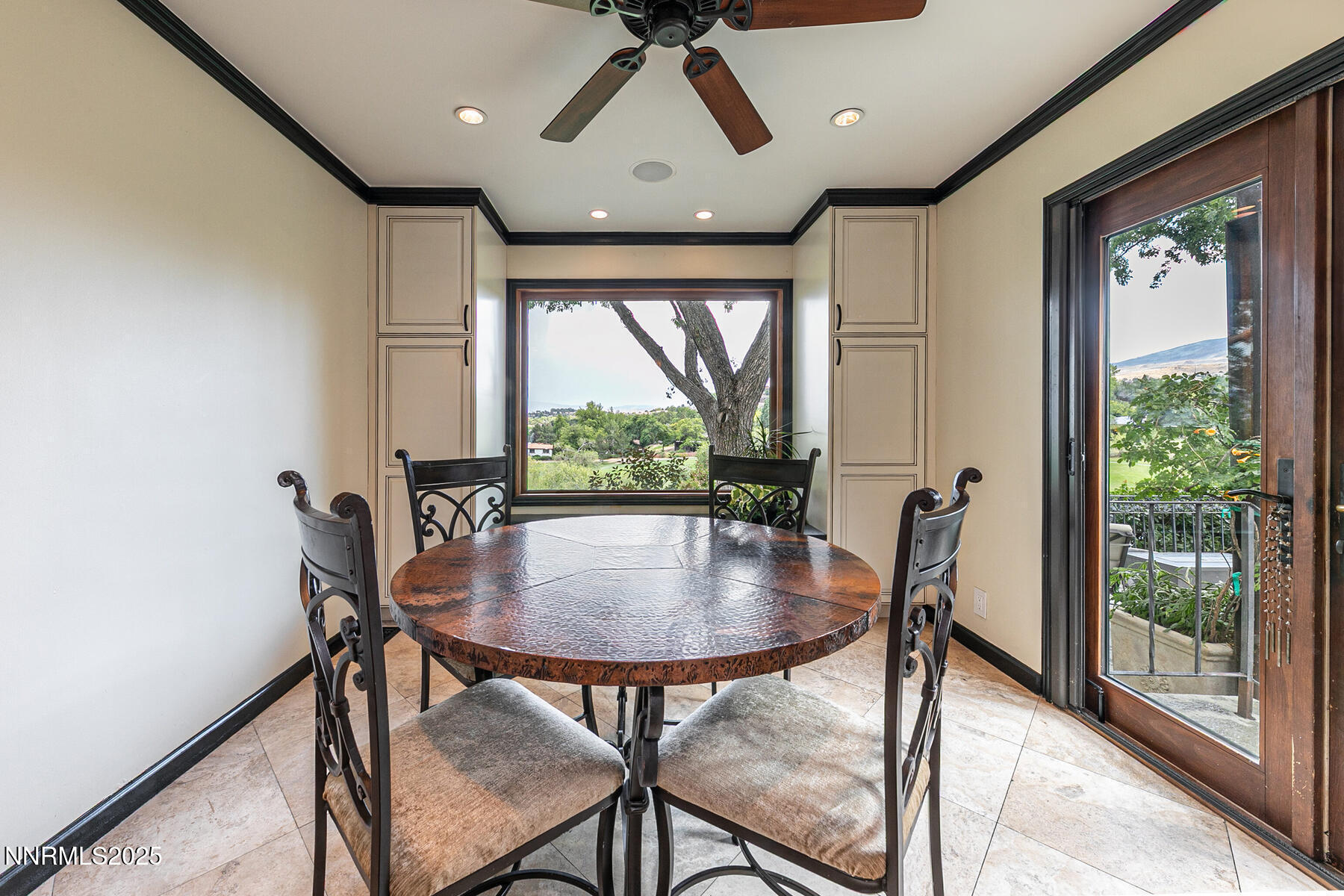 2000 Manzanita Ln Reno NV 89509 USA-027-