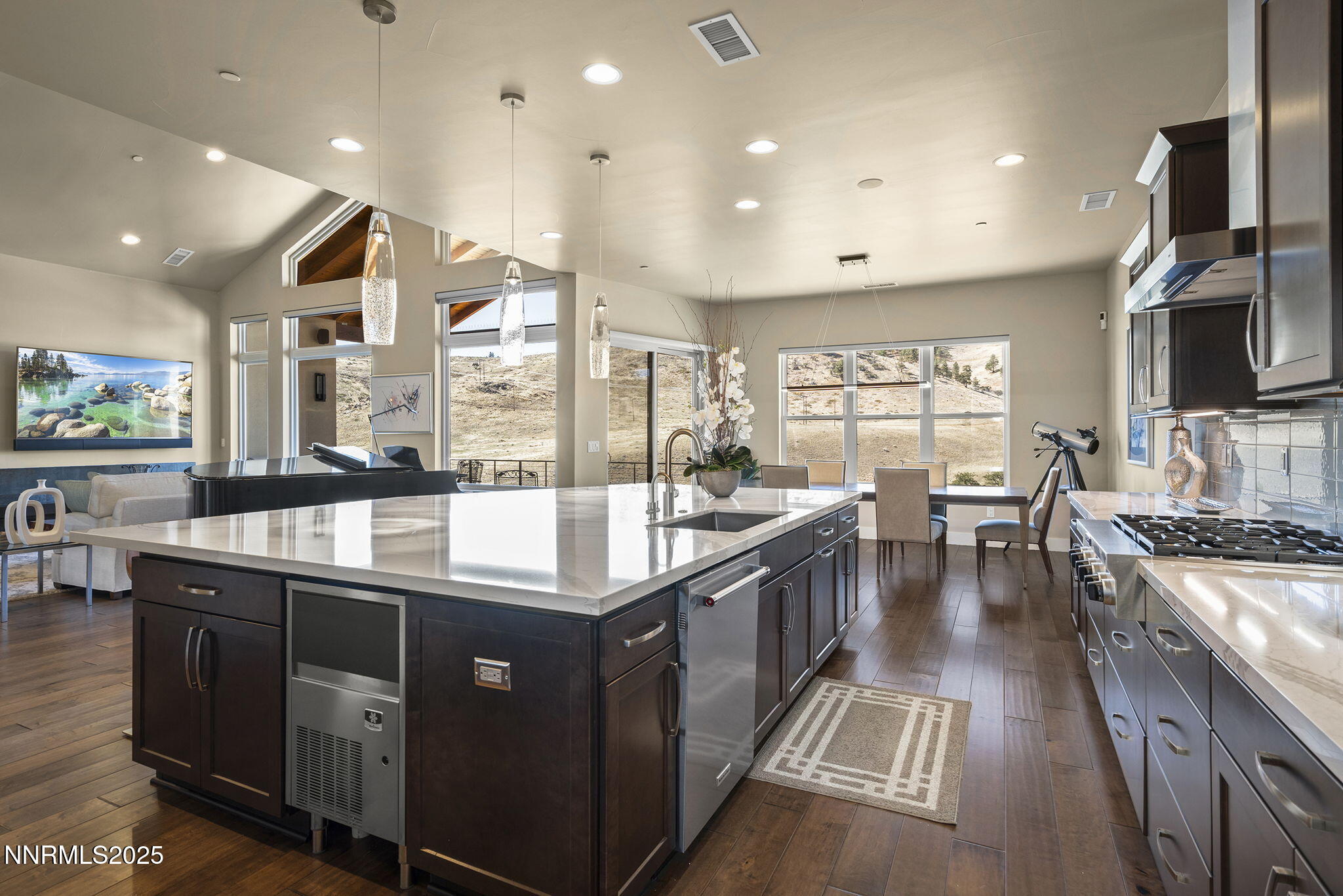 21-web-or-mls-_DSC5485