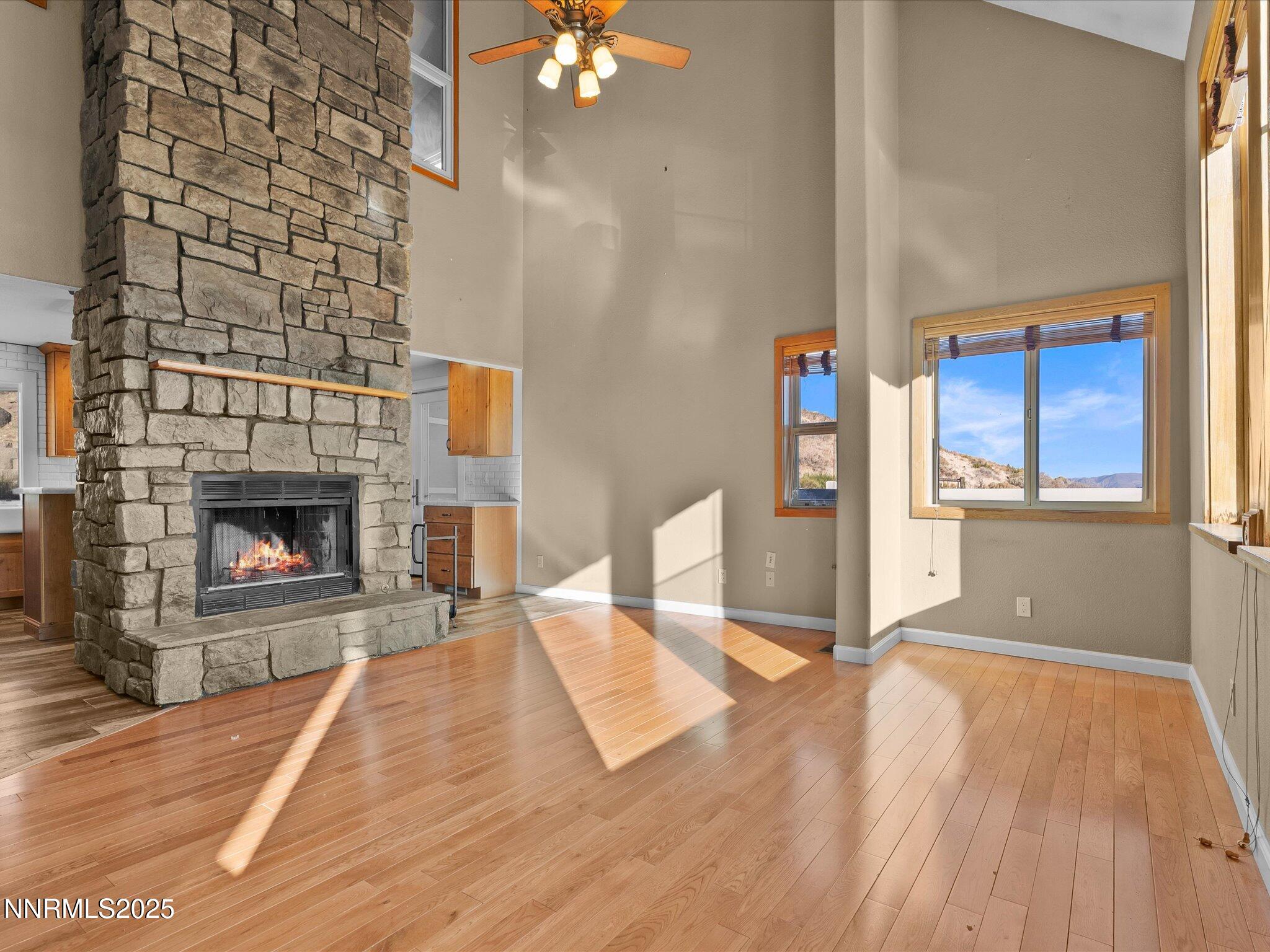 22-8120 Leroy St-121