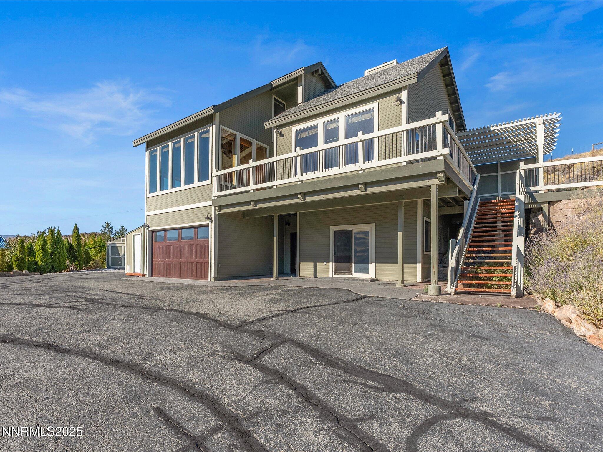 05-8120 Leroy St-104