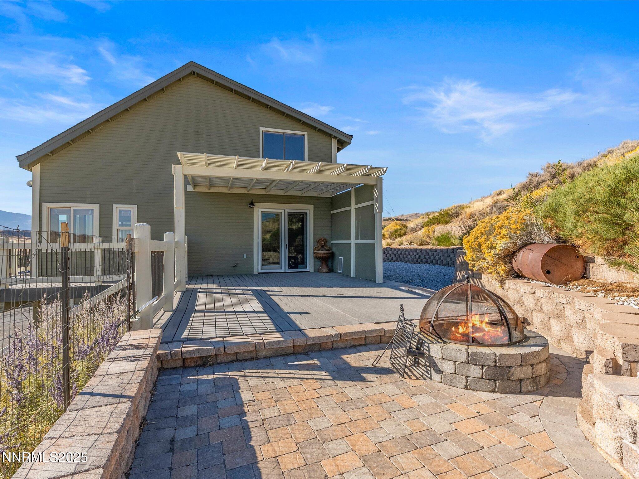 54-8120 Leroy St-153