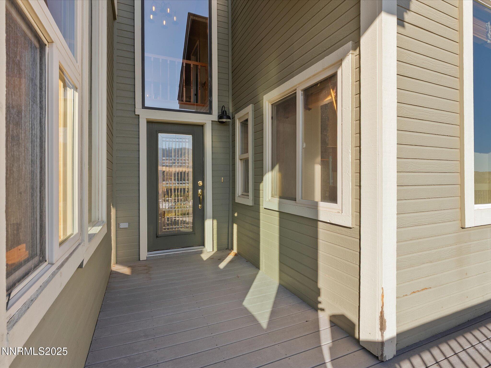 47-8120 Leroy St-146