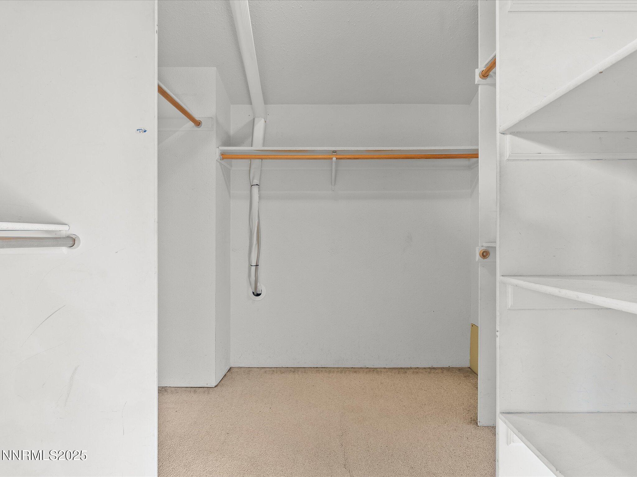 40-8120 Leroy St-139