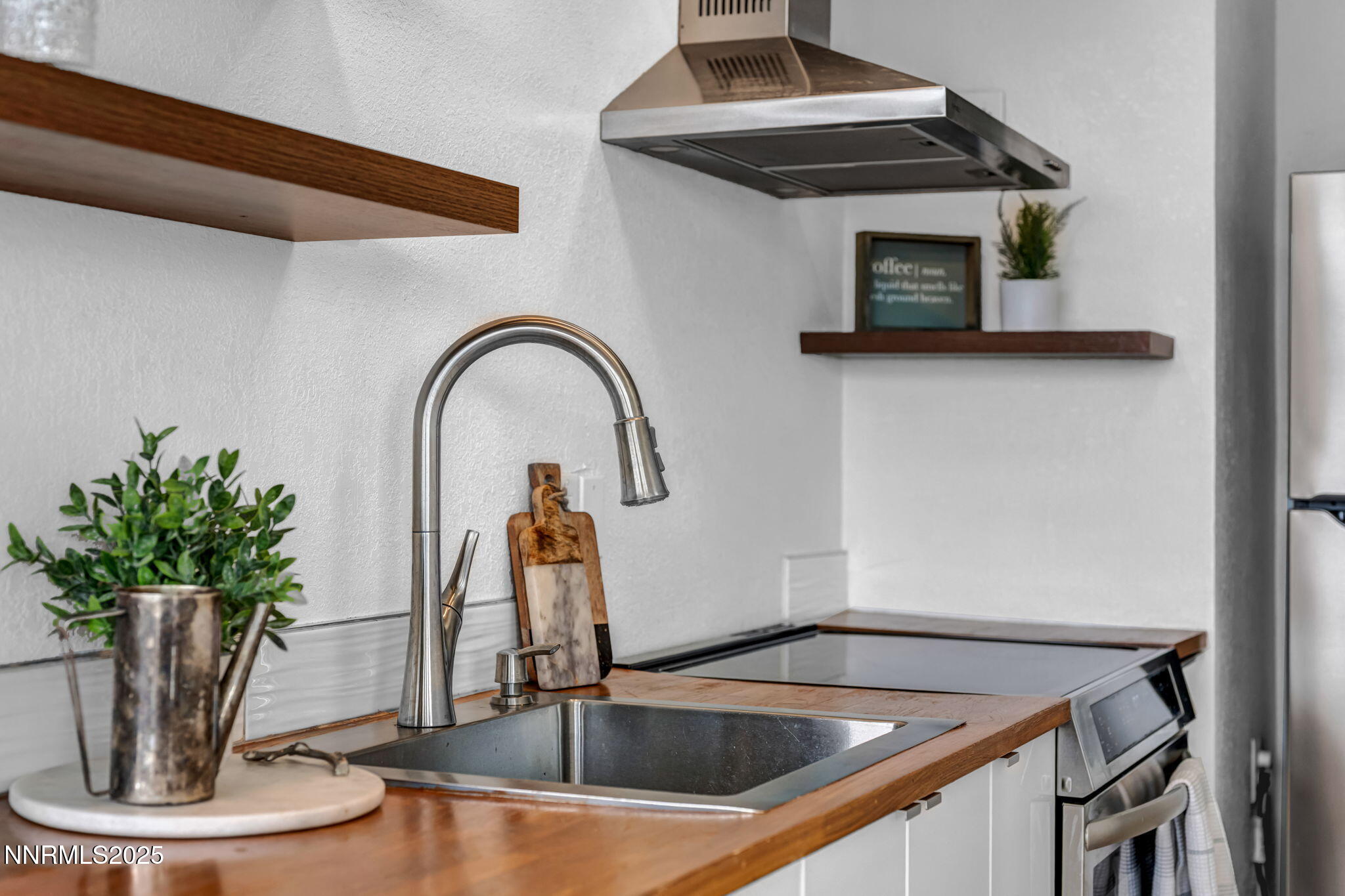 24-web-or-mls-100-n-arlington-ave-22-c